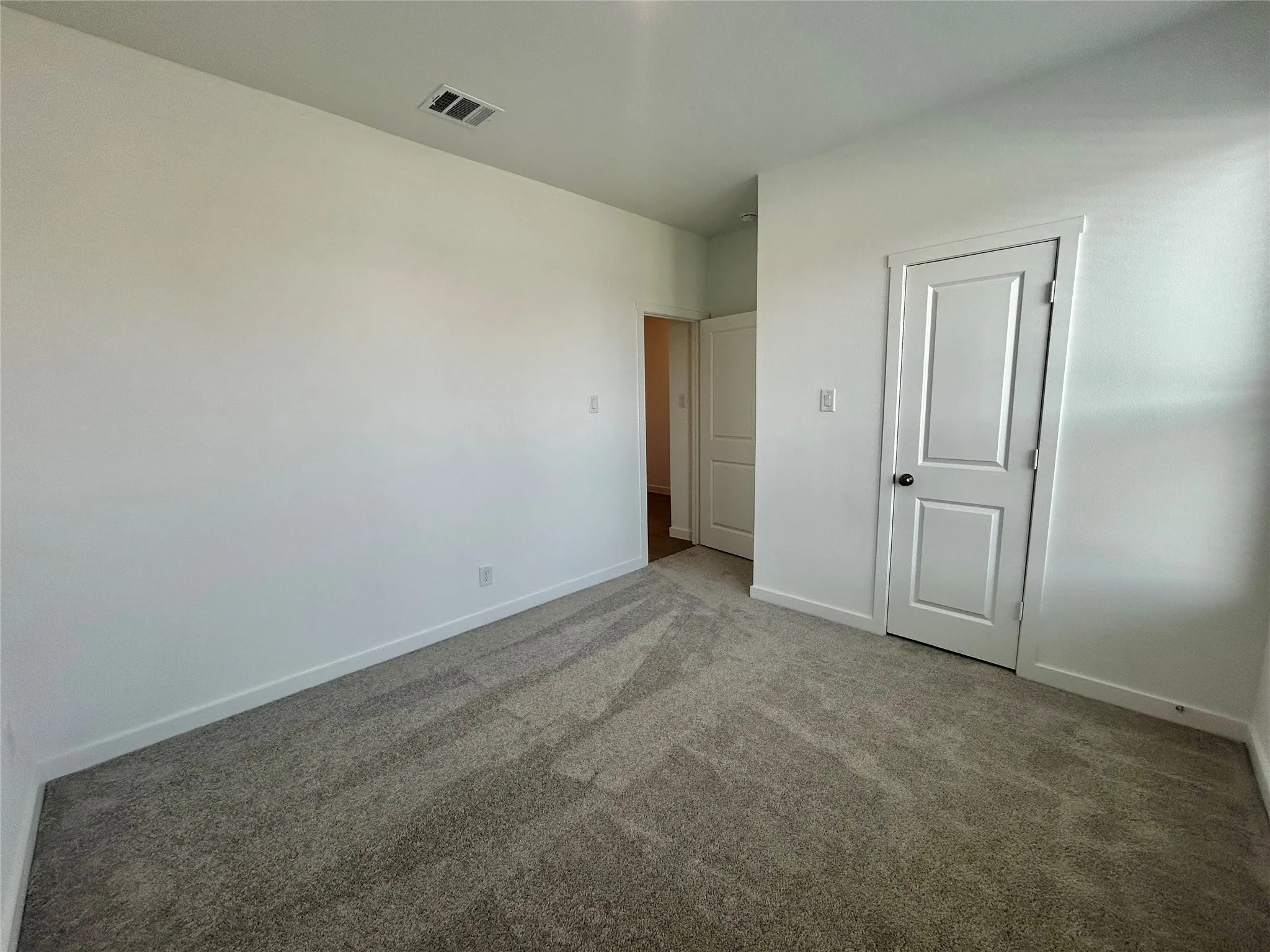 Single Family Residence For Rent in Denton County , 443 Ridge Drive, Justin, Texas 76247, 4 Bedroom, 2 Bathroom, 2 Garage spaces, 2,068 Sqft, built in 2026, mls#21374924, Real Estate Agent in Justin, Homes For Rent in Denton county, Homes For Rent in Justin, Realtor in Justin Texas, Real Estate Brokerage Independent Realty Texas, Luminita Cordes Realtor
