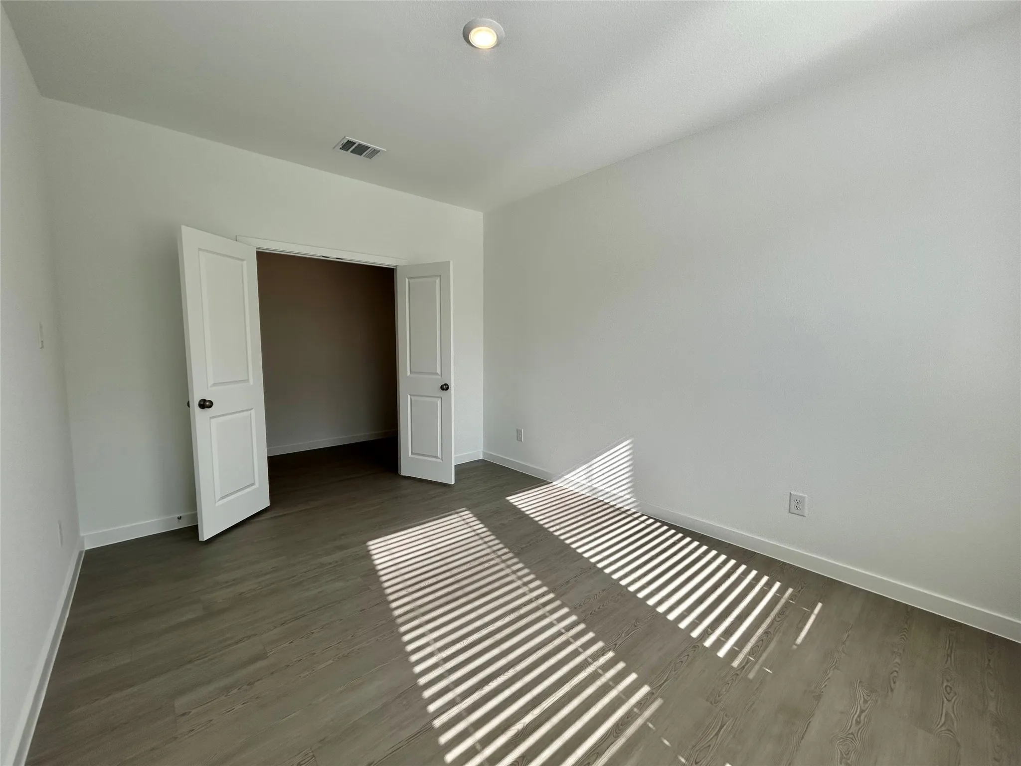 Single Family Residence For Rent in Denton County , 443 Ridge Drive, Justin, Texas 76247, 4 Bedroom, 2 Bathroom, 2 Garage spaces, 2,068 Sqft, built in 2026, mls#21374924, Real Estate Agent in Justin, Homes For Rent in Denton county, Homes For Rent in Justin, Realtor in Justin Texas, Real Estate Brokerage Independent Realty Texas, Luminita Cordes Realtor