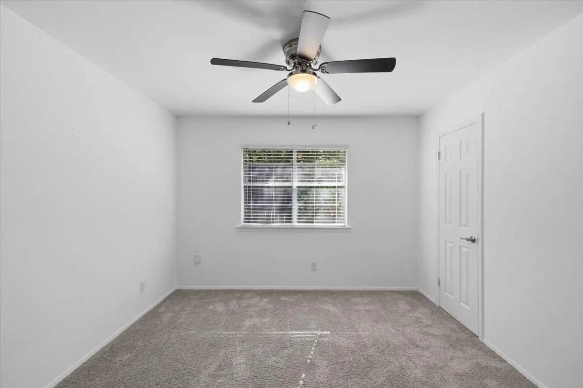 Single Family Residence For Sale in Tarrant County , 4711 Hope Street, River Oaks, Texas 76114, 3 Bedroom, 2 Bathroom, 2 Garage spaces, 1,420 Sqft, built in 1961, mls#21374809, Real Estate Agent in River Oaks, Homes For Sale in Tarrant county, Homes For Sale in River Oaks, Realtor in River Oaks Texas, Real Estate Brokerage Independent Realty Texas, Luminita Cordes Realtor