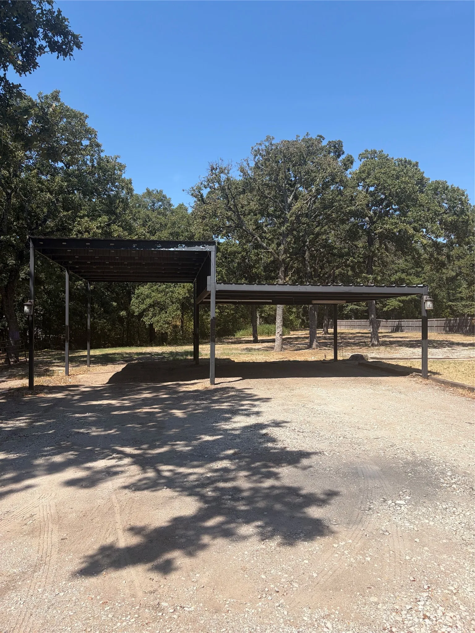 Improved Land For Sale in Hunt County , 6885 County Road 3512 Road, Quinlan, Texas 75474, 0, 0, Garage spaces, 0 Sqft, built in 0, mls#21374931, Real Estate Agent in Quinlan, Homes For Sale in Hunt county, Homes For Sale in Quinlan, Realtor in Quinlan Texas, Real Estate Brokerage Independent Realty Texas, Luminita Cordes Realtor