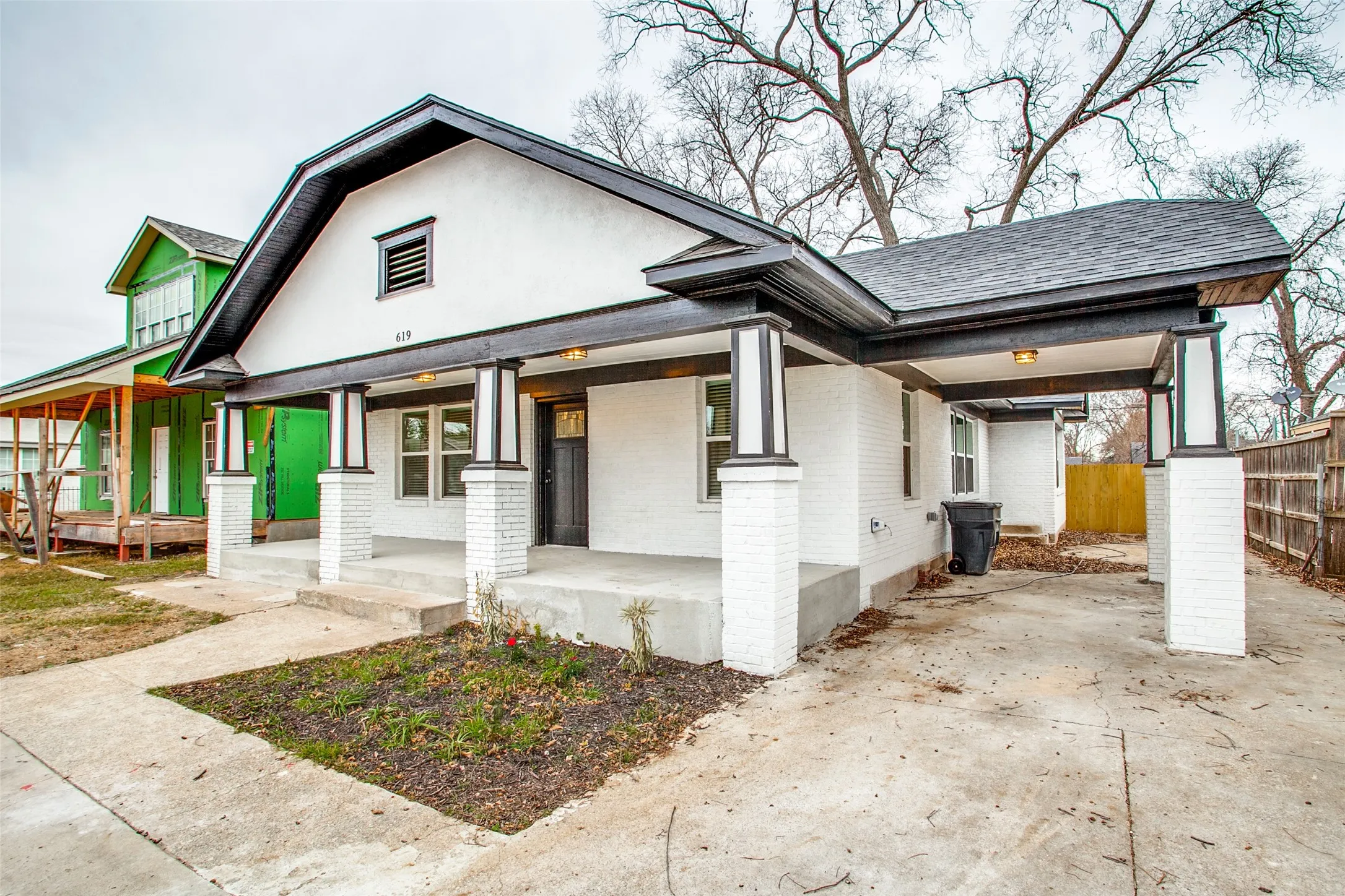 Single Family Residence For Rent in Dallas County , 619 Pembroke Avenue, Dallas, Texas 75208, 3 Bedroom, 2 Bathroom, Garage spaces, 1,550 Sqft, built in 1930, mls#21367973, Real Estate Agent in Dallas, Homes For Rent in Dallas county, Homes For Rent in Dallas, Realtor in Dallas Texas, Real Estate Brokerage Independent Realty Texas, Luminita Cordes Realtor