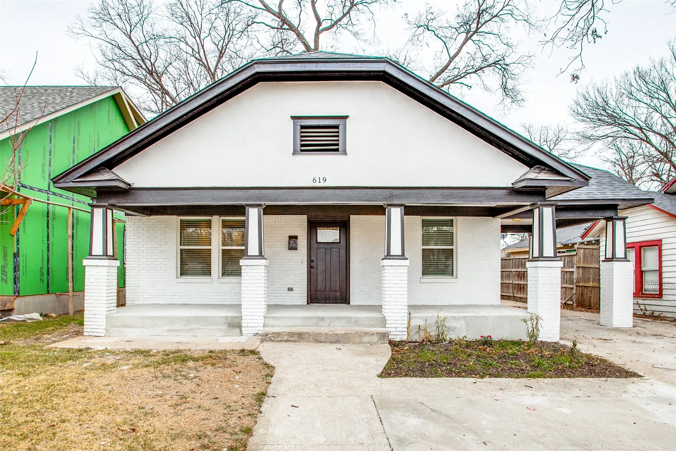 Single Family Residence For Rent in Dallas County , 619 Pembroke Avenue, Dallas, Texas 75208, 3 Bedroom, 2 Bathroom, Garage spaces, 1,550 Sqft, built in 1930, mls#21367973, Real Estate Agent in Dallas, Homes For Rent in Dallas county, Homes For Rent in Dallas, Realtor in Dallas Texas, Real Estate Brokerage Independent Realty Texas, Luminita Cordes Realtor