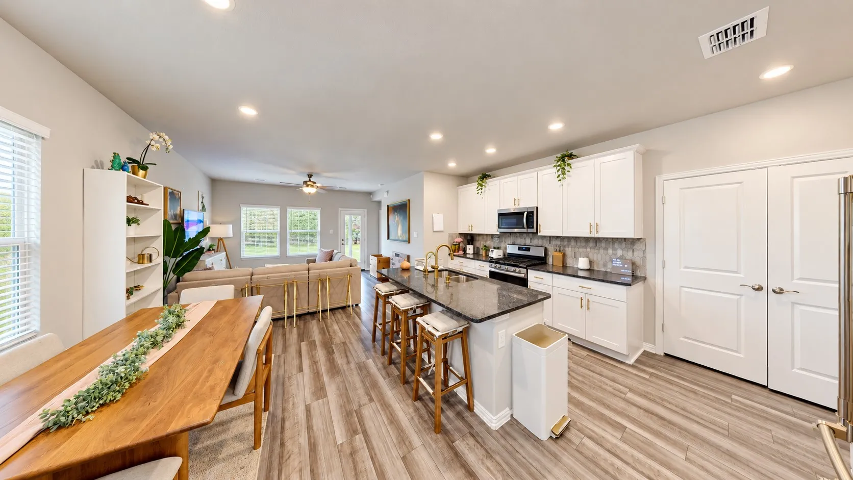 Single Family Residence For Sale in Kaufman County , 2228 Cliff Springs Drive, Forney, Texas 75126, 4 Bedroom, 3 Bathroom, 2 Garage spaces, 1,968 Sqft, built in 2022, mls#21374934, Real Estate Agent in Forney, Homes For Sale in Kaufman county, Homes For Sale in Forney, Realtor in Forney Texas, Real Estate Brokerage Independent Realty Texas, Luminita Cordes Realtor