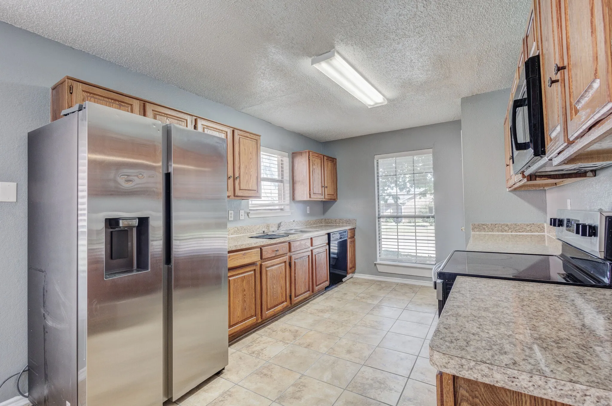 Single Family Residence For Sale in Dallas County , 1018 Dandelion Drive, Mesquite, Texas 75149, 3 Bedroom, 2 Bathroom, 2 Garage spaces, 1,589 Sqft, built in 1987, mls#21374940, Real Estate Agent in Mesquite, Homes For Sale in Dallas county, Homes For Sale in Mesquite, Realtor in Mesquite Texas, Real Estate Brokerage Independent Realty Texas, Luminita Cordes Realtor