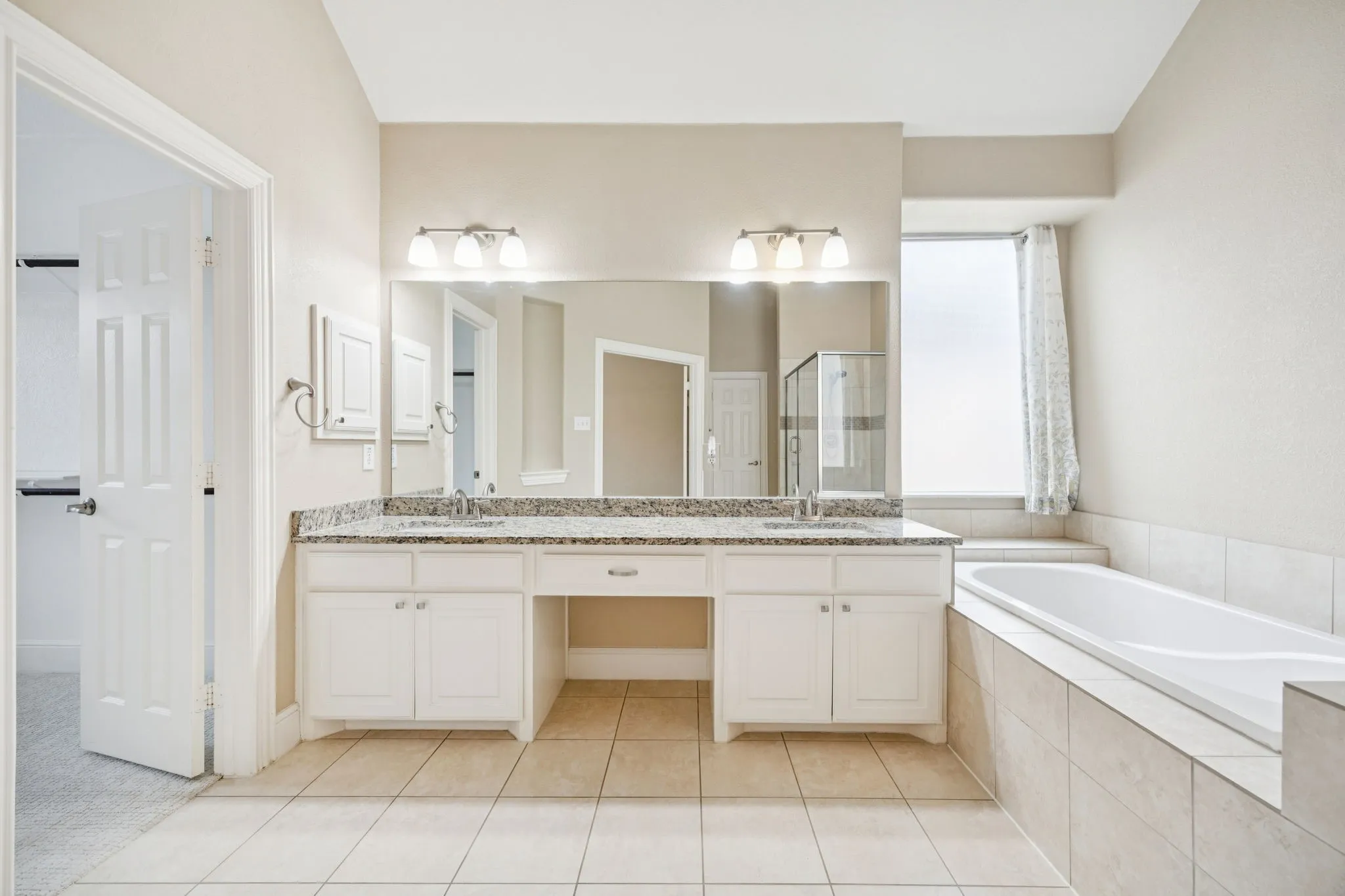 Single Family Residence For Sale in Collin County , 850 Wind Brook Lane, Prosper, Texas 75078, 4 Bedroom, 3 Bathroom, 2 Garage spaces, 3,228 Sqft, built in 2005, mls#21374882, Real Estate Agent in Prosper, Homes For Sale in Collin county, Homes For Sale in Prosper, Realtor in Prosper Texas, Real Estate Brokerage Independent Realty Texas, Luminita Cordes Realtor