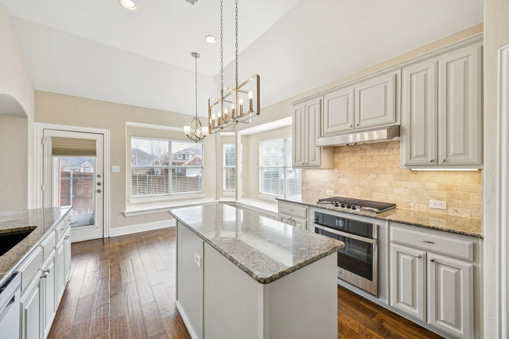 Single Family Residence For Sale in Collin County , 850 Wind Brook Lane, Prosper, Texas 75078, 4 Bedroom, 3 Bathroom, 2 Garage spaces, 3,228 Sqft, built in 2005, mls#21374882, Real Estate Agent in Prosper, Homes For Sale in Collin county, Homes For Sale in Prosper, Realtor in Prosper Texas, Real Estate Brokerage Independent Realty Texas, Luminita Cordes Realtor