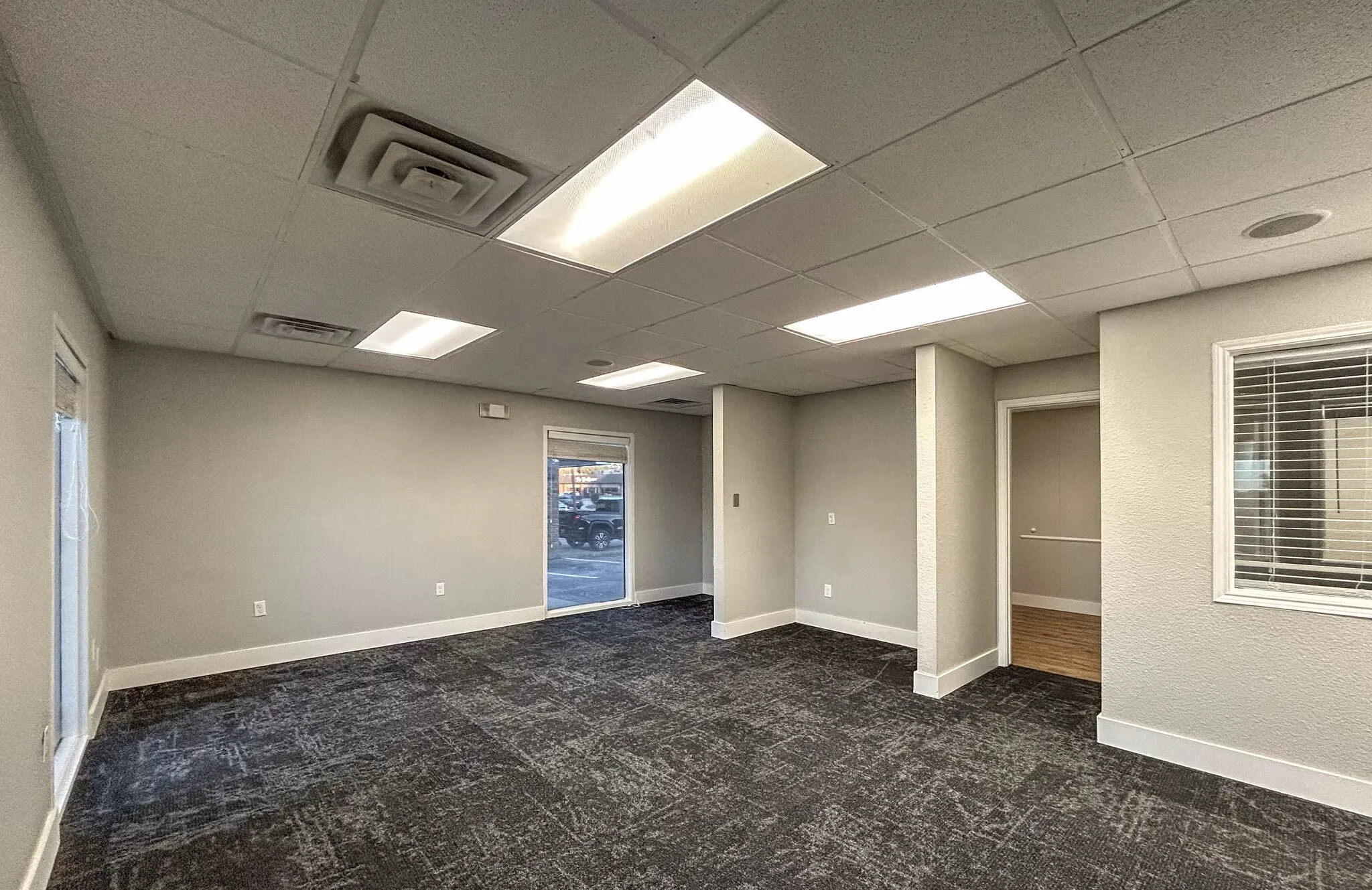 Office For Sale in Denton County , 638 Londonderry Lane, Denton, Texas 76205, 0, 0, Garage spaces, 0 Sqft, built in 1976, mls#21374312, Real Estate Agent in Denton, Homes For Sale in Denton county, Homes For Sale in Denton, Realtor in Denton Texas, Real Estate Brokerage Independent Realty Texas, Luminita Cordes Realtor