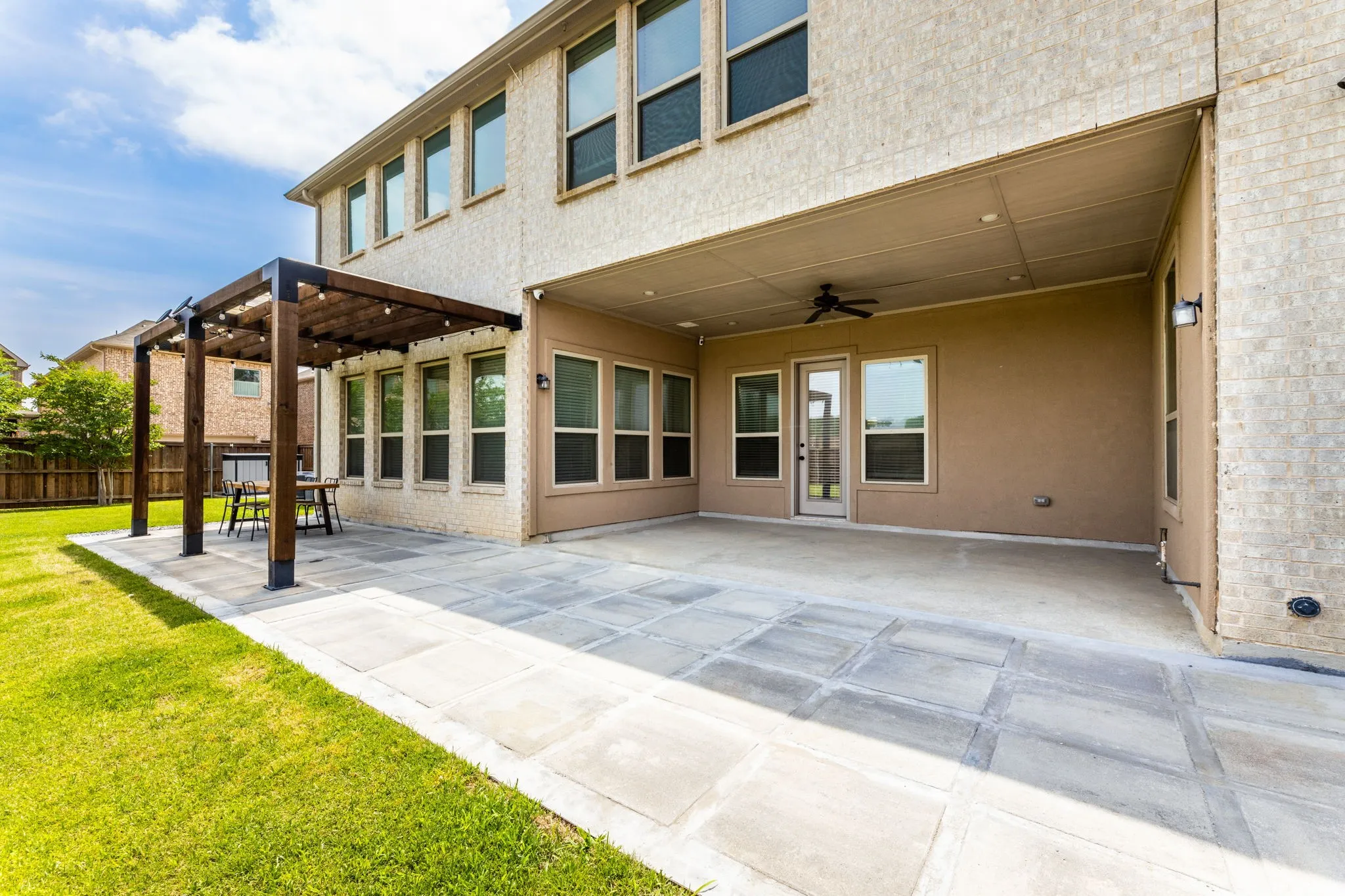 Single Family Residence For Rent in Denton County , 782 Windsor Road, Coppell, Texas 75019, 4 Bedroom, 4 Bathroom, 1 Garage spaces, 3,122 Sqft, built in 2017, mls#21374947, Real Estate Agent in Coppell, Homes For Rent in Denton county, Homes For Rent in Coppell, Realtor in Coppell Texas, Real Estate Brokerage Independent Realty Texas, Luminita Cordes Realtor