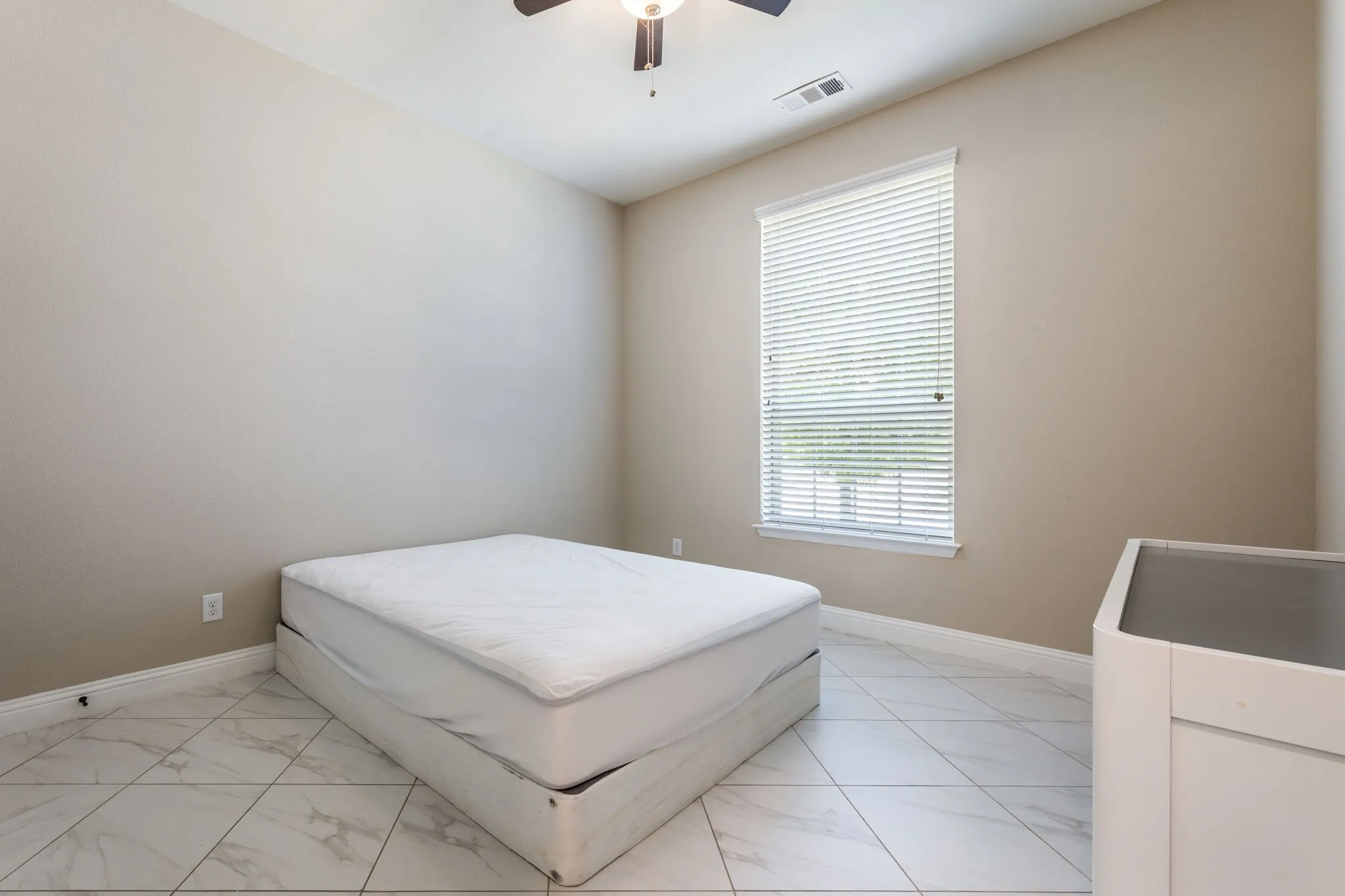 Single Family Residence For Rent in Denton County , 782 Windsor Road, Coppell, Texas 75019, 4 Bedroom, 4 Bathroom, 1 Garage spaces, 3,122 Sqft, built in 2017, mls#21374947, Real Estate Agent in Coppell, Homes For Rent in Denton county, Homes For Rent in Coppell, Realtor in Coppell Texas, Real Estate Brokerage Independent Realty Texas, Luminita Cordes Realtor