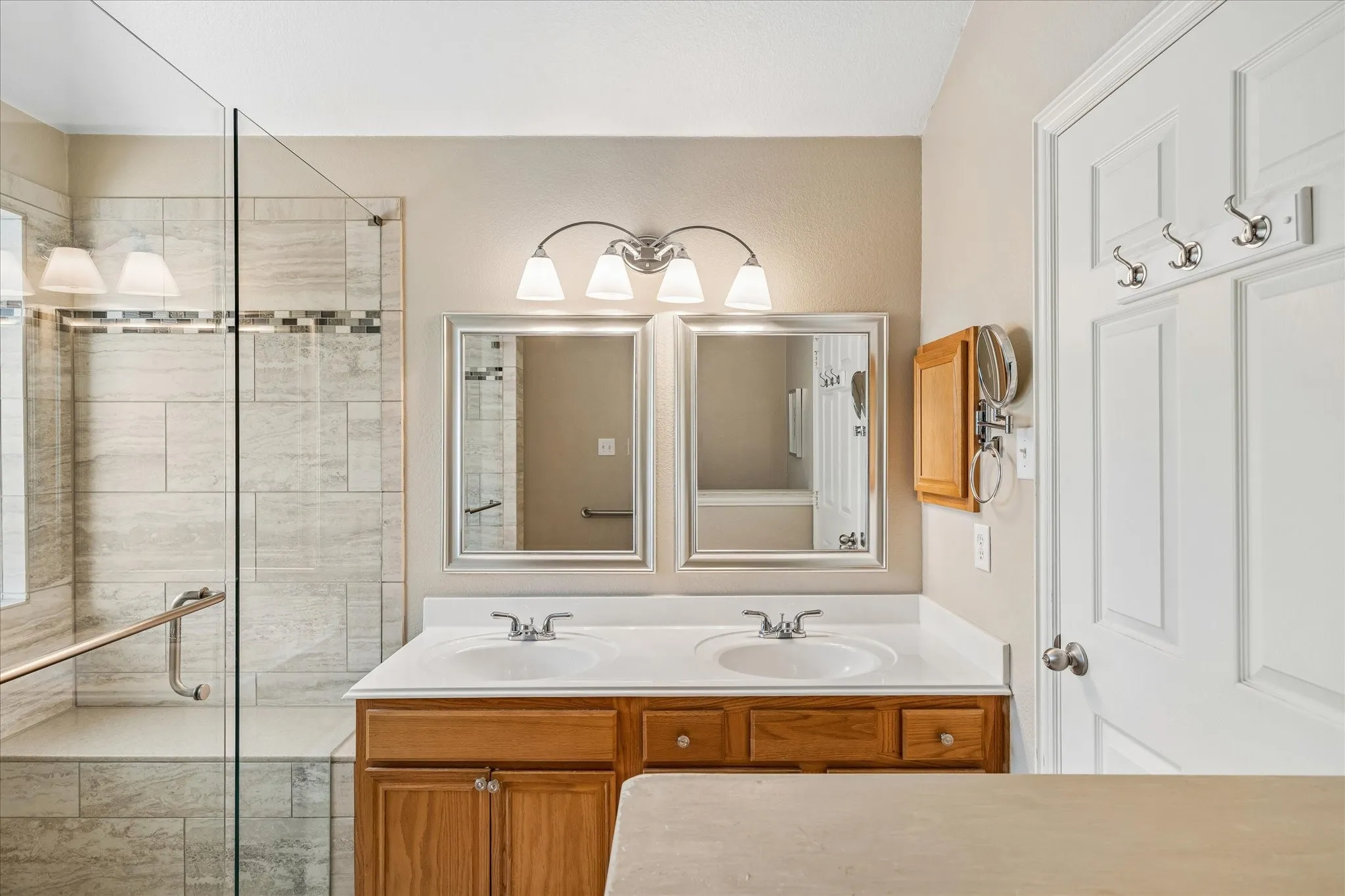Dual sinks and updated lighting.