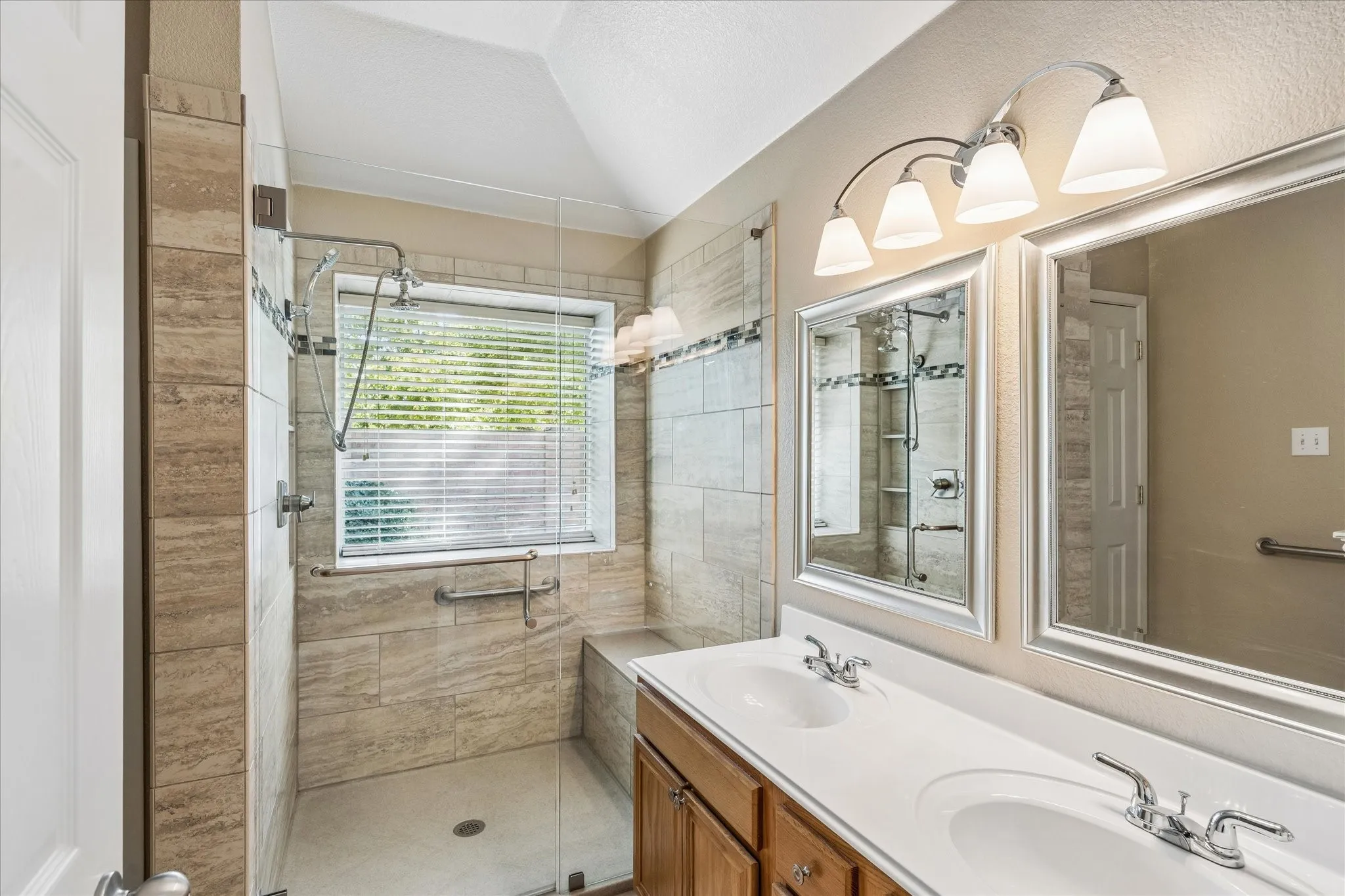 Updated primary bath
