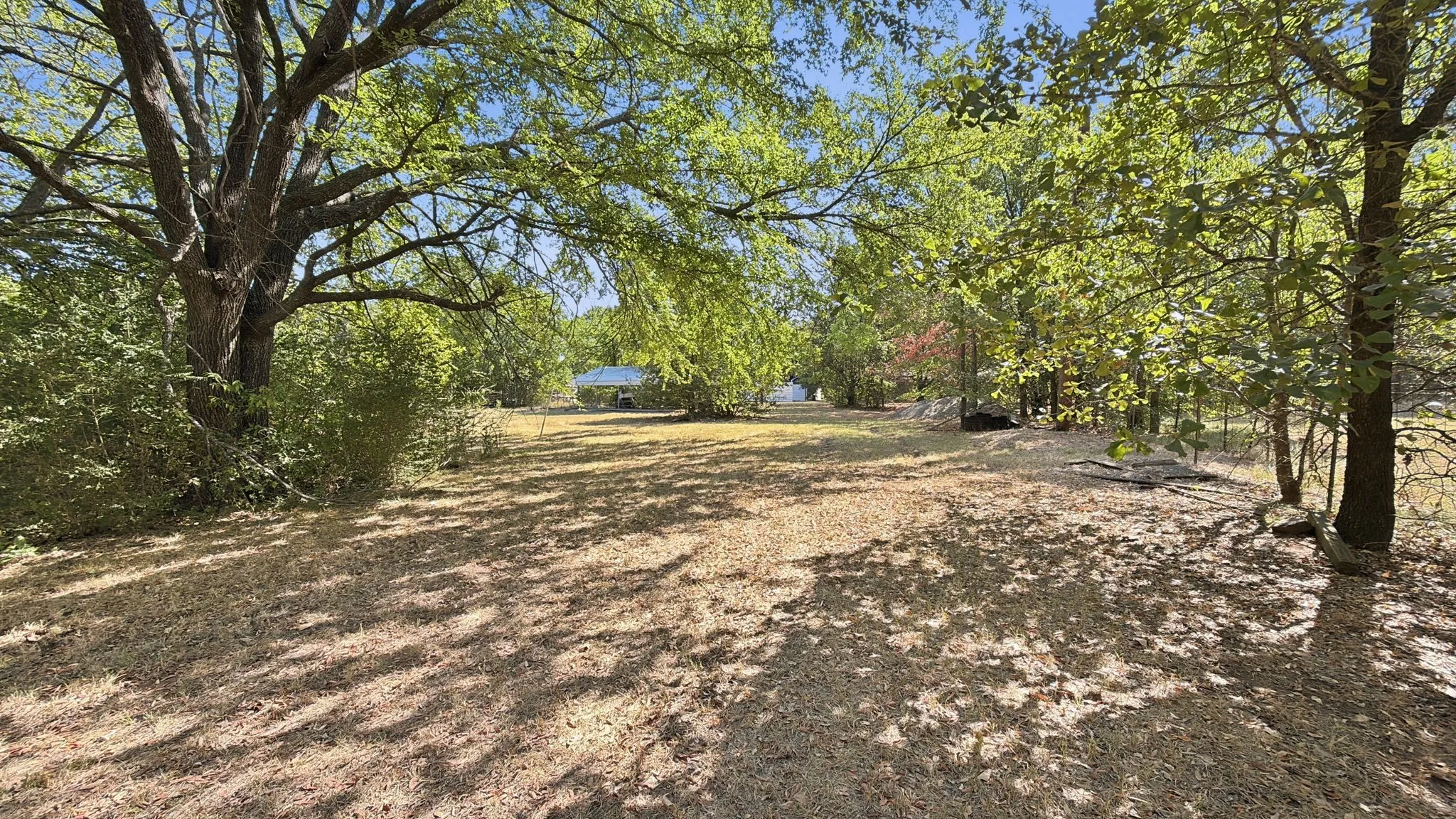 Single Family Residence For Sale in Grayson County , 1027 Highway 377 N, Whitesboro, Texas 76273, 3 Bedroom, 2 Bathroom, Garage spaces, 1,860 Sqft, built in 1965, mls#21374435, Real Estate Agent in Whitesboro, Homes For Sale in Grayson county, Homes For Sale in Whitesboro, Realtor in Whitesboro Texas, Real Estate Brokerage Independent Realty Texas, Luminita Cordes Realtor