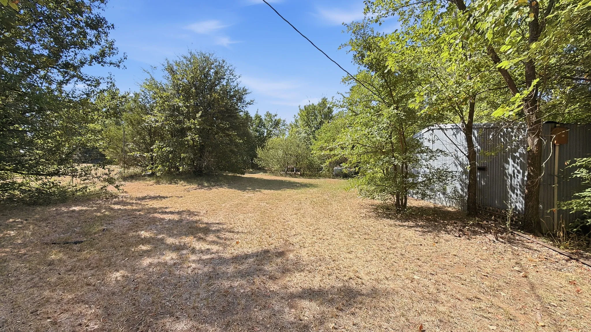 Single Family Residence For Sale in Grayson County , 1027 Highway 377 N, Whitesboro, Texas 76273, 3 Bedroom, 2 Bathroom, Garage spaces, 1,860 Sqft, built in 1965, mls#21374435, Real Estate Agent in Whitesboro, Homes For Sale in Grayson county, Homes For Sale in Whitesboro, Realtor in Whitesboro Texas, Real Estate Brokerage Independent Realty Texas, Luminita Cordes Realtor