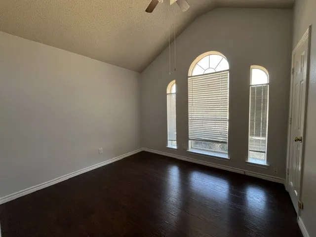 Single Family Residence For Rent in Collin County , 8104 Bells Street, Frisco, Texas 75035, 3 Bedroom, 2 Bathroom, 2 Garage spaces, 1,772 Sqft, built in 1994, mls#21374956, Real Estate Agent in Frisco, Homes For Rent in Collin county, Homes For Rent in Frisco, Realtor in Frisco Texas, Real Estate Brokerage Independent Realty Texas, Luminita Cordes Realtor