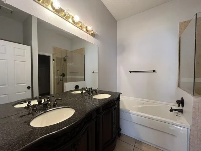 Single Family Residence For Rent in Collin County , 8104 Bells Street, Frisco, Texas 75035, 3 Bedroom, 2 Bathroom, 2 Garage spaces, 1,772 Sqft, built in 1994, mls#21374956, Real Estate Agent in Frisco, Homes For Rent in Collin county, Homes For Rent in Frisco, Realtor in Frisco Texas, Real Estate Brokerage Independent Realty Texas, Luminita Cordes Realtor