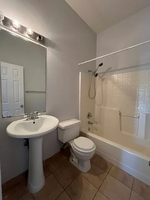 Single Family Residence For Rent in Collin County , 8104 Bells Street, Frisco, Texas 75035, 3 Bedroom, 2 Bathroom, 2 Garage spaces, 1,772 Sqft, built in 1994, mls#21374956, Real Estate Agent in Frisco, Homes For Rent in Collin county, Homes For Rent in Frisco, Realtor in Frisco Texas, Real Estate Brokerage Independent Realty Texas, Luminita Cordes Realtor
