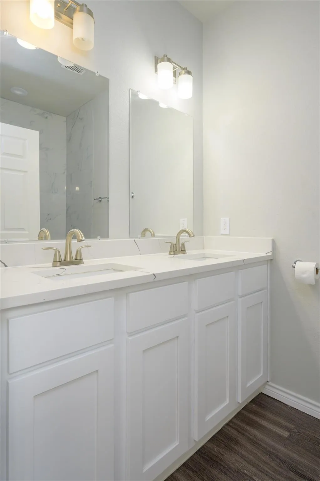 Single Family Residence For Sale in Hunt County , 203 E Laura Avenue, Quinlan, Texas 75474, 3 Bedroom, 2 Bathroom, Garage spaces, 1,277 Sqft, built in 2026, mls#21374957, Real Estate Agent in Quinlan, Homes For Sale in Hunt county, Homes For Sale in Quinlan, Realtor in Quinlan Texas, Real Estate Brokerage Independent Realty Texas, Luminita Cordes Realtor