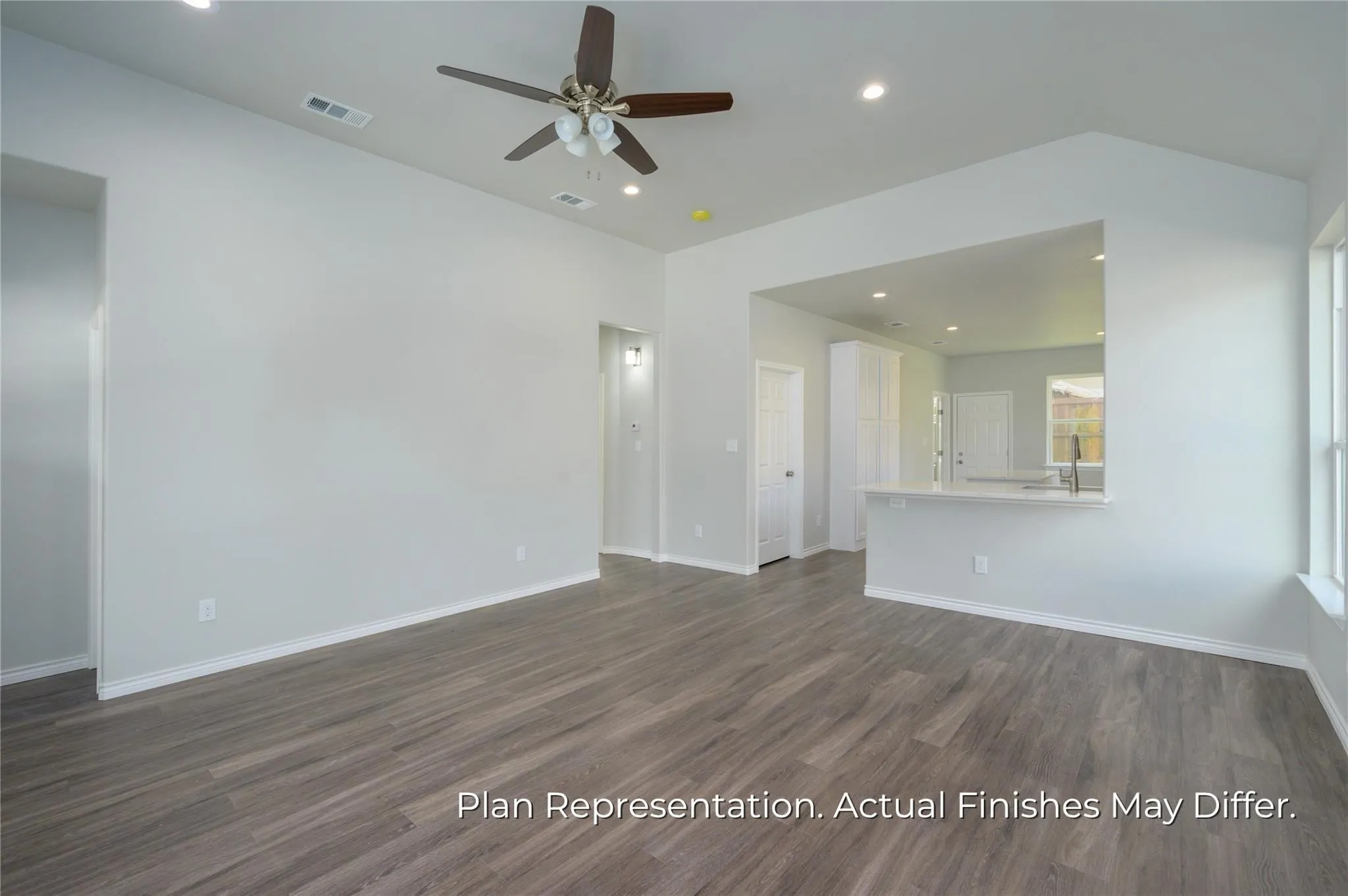 Single Family Residence For Sale in Hunt County , 203 E Laura Avenue, Quinlan, Texas 75474, 3 Bedroom, 2 Bathroom, Garage spaces, 1,277 Sqft, built in 2026, mls#21374957, Real Estate Agent in Quinlan, Homes For Sale in Hunt county, Homes For Sale in Quinlan, Realtor in Quinlan Texas, Real Estate Brokerage Independent Realty Texas, Luminita Cordes Realtor
