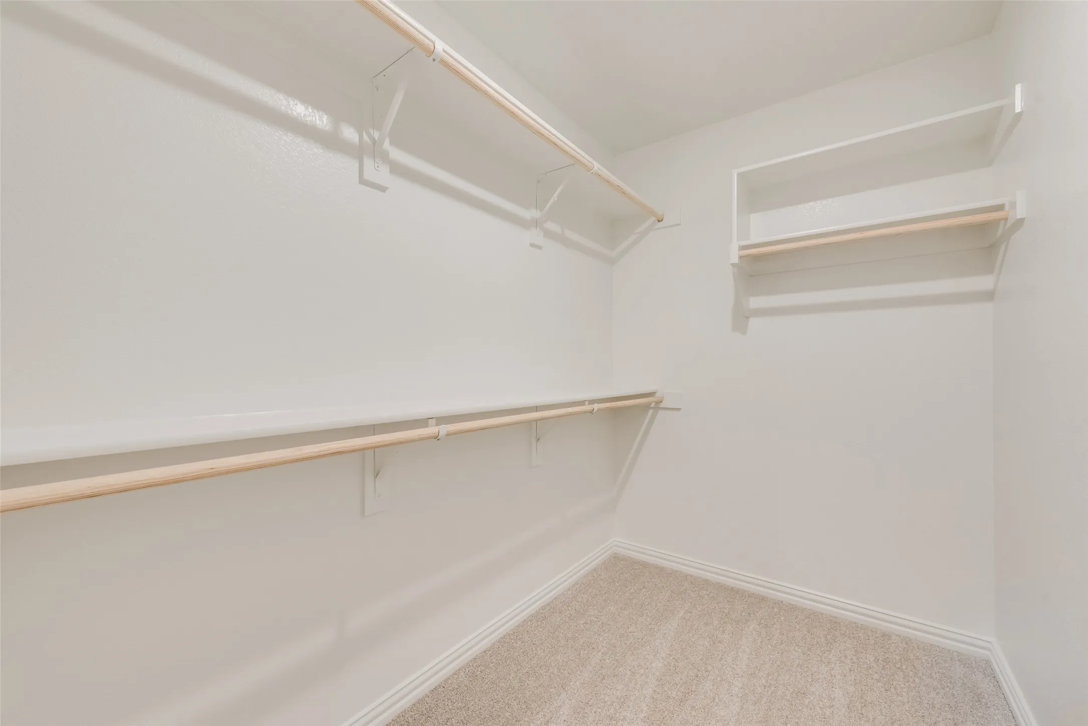 Townhouse For Rent in Tarrant County , 6909 Yellow Hammer Way, Arlington, Texas 76001, 3 Bedroom, 3 Bathroom, 2 Garage spaces, 1,705 Sqft, built in 2024, mls#21374960, Real Estate Agent in Arlington, Homes For Rent in Tarrant county, Homes For Rent in Arlington, Realtor in Arlington Texas, Real Estate Brokerage Independent Realty Texas, Luminita Cordes Realtor