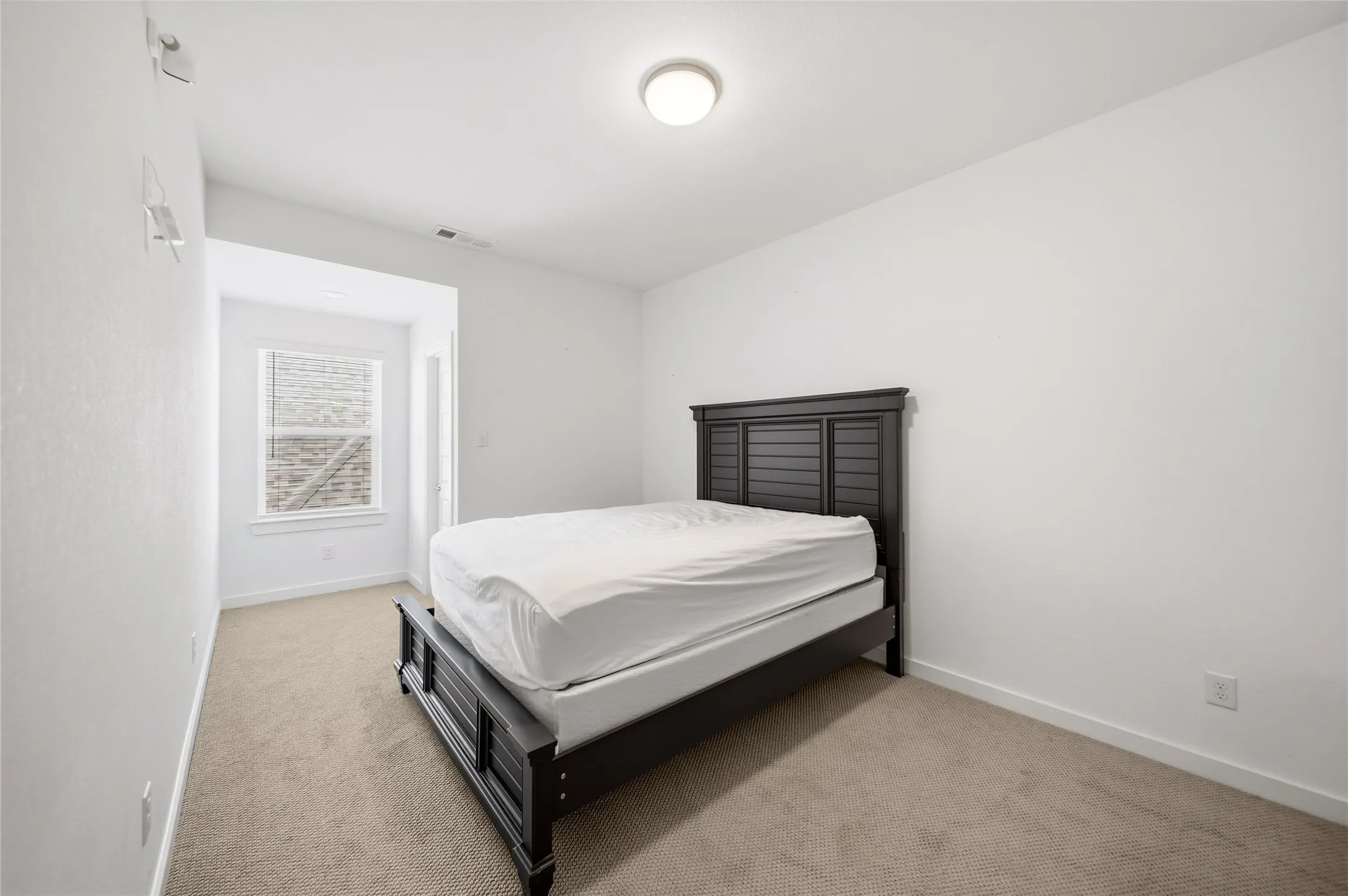 Single Family Residence For Sale in Denton County , 1060 Water Canna Drive, Justin, Texas 76247, 4 Bedroom, 4 Bathroom, 2 Garage spaces, 2,982 Sqft, built in 2023, mls#21371091, Real Estate Agent in Justin, Homes For Sale in Denton county, Homes For Sale in Justin, Realtor in Justin Texas, Real Estate Brokerage Independent Realty Texas, Luminita Cordes Realtor