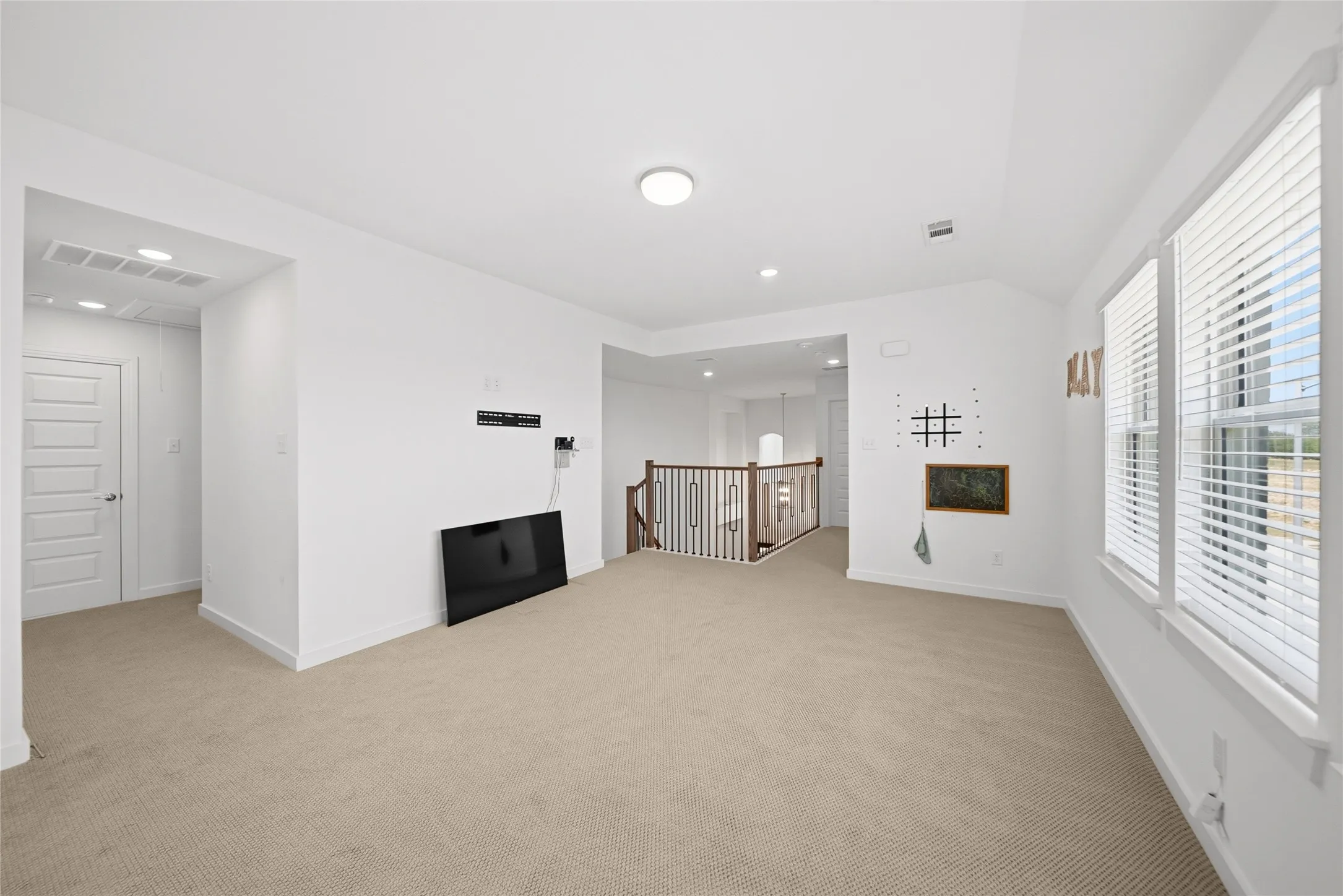Single Family Residence For Sale in Denton County , 1060 Water Canna Drive, Justin, Texas 76247, 4 Bedroom, 4 Bathroom, 2 Garage spaces, 2,982 Sqft, built in 2023, mls#21371091, Real Estate Agent in Justin, Homes For Sale in Denton county, Homes For Sale in Justin, Realtor in Justin Texas, Real Estate Brokerage Independent Realty Texas, Luminita Cordes Realtor