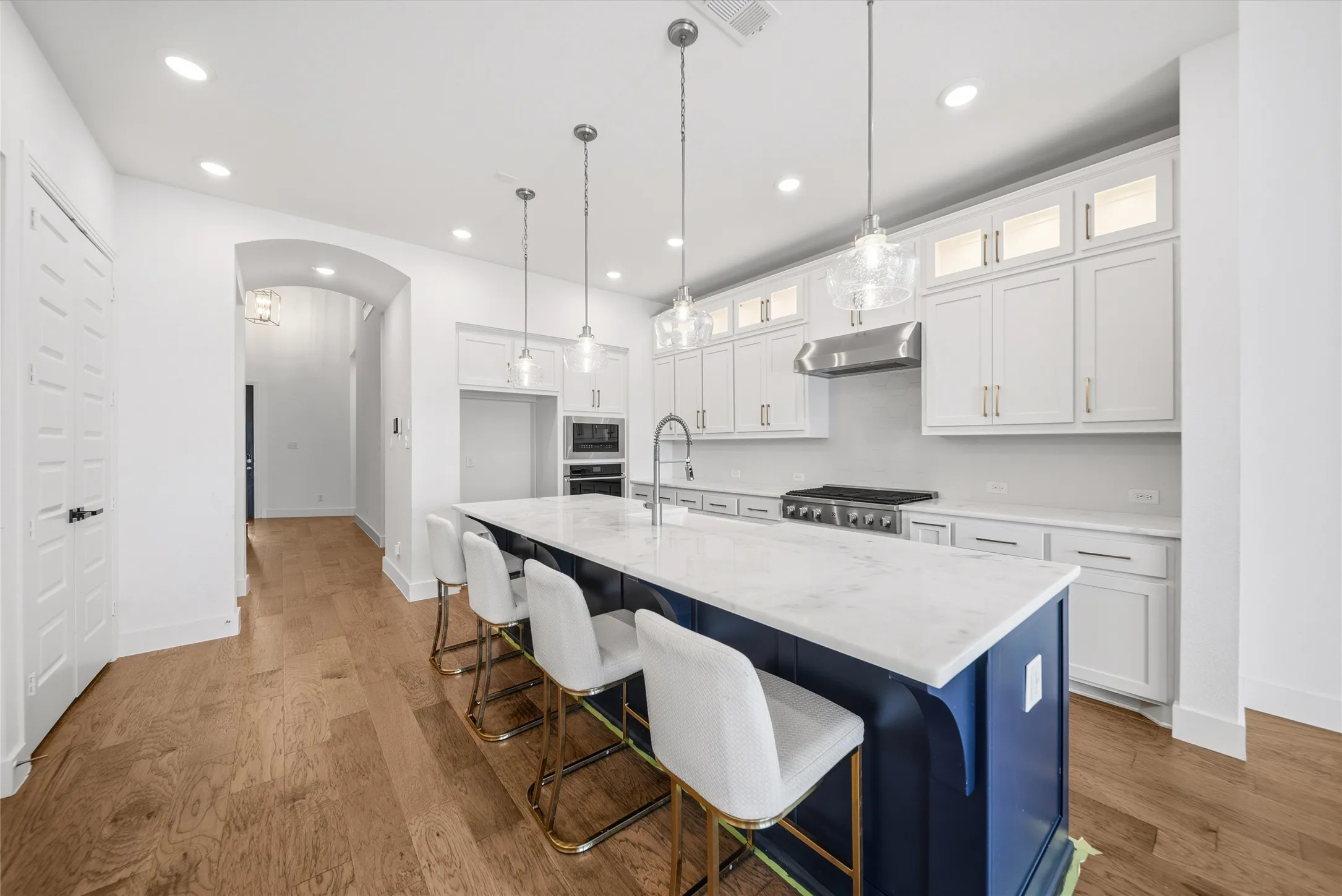 Single Family Residence For Sale in Denton County , 1060 Water Canna Drive, Justin, Texas 76247, 4 Bedroom, 4 Bathroom, 2 Garage spaces, 2,982 Sqft, built in 2023, mls#21371091, Real Estate Agent in Justin, Homes For Sale in Denton county, Homes For Sale in Justin, Realtor in Justin Texas, Real Estate Brokerage Independent Realty Texas, Luminita Cordes Realtor