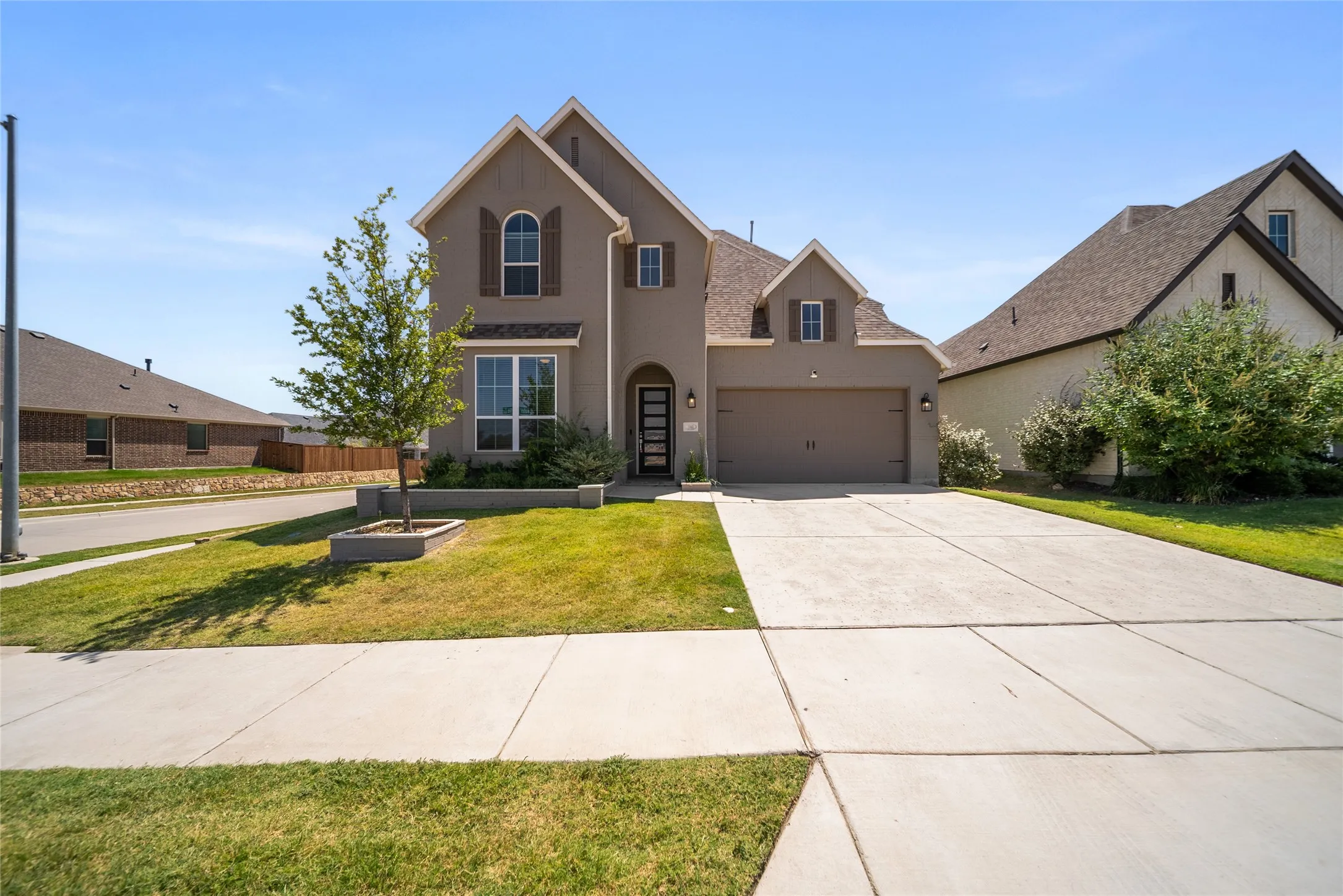 Single Family Residence For Sale in Denton County , 1060 Water Canna Drive, Justin, Texas 76247, 4 Bedroom, 4 Bathroom, 2 Garage spaces, 2,982 Sqft, built in 2023, mls#21371091, Real Estate Agent in Justin, Homes For Sale in Denton county, Homes For Sale in Justin, Realtor in Justin Texas, Real Estate Brokerage Independent Realty Texas, Luminita Cordes Realtor
