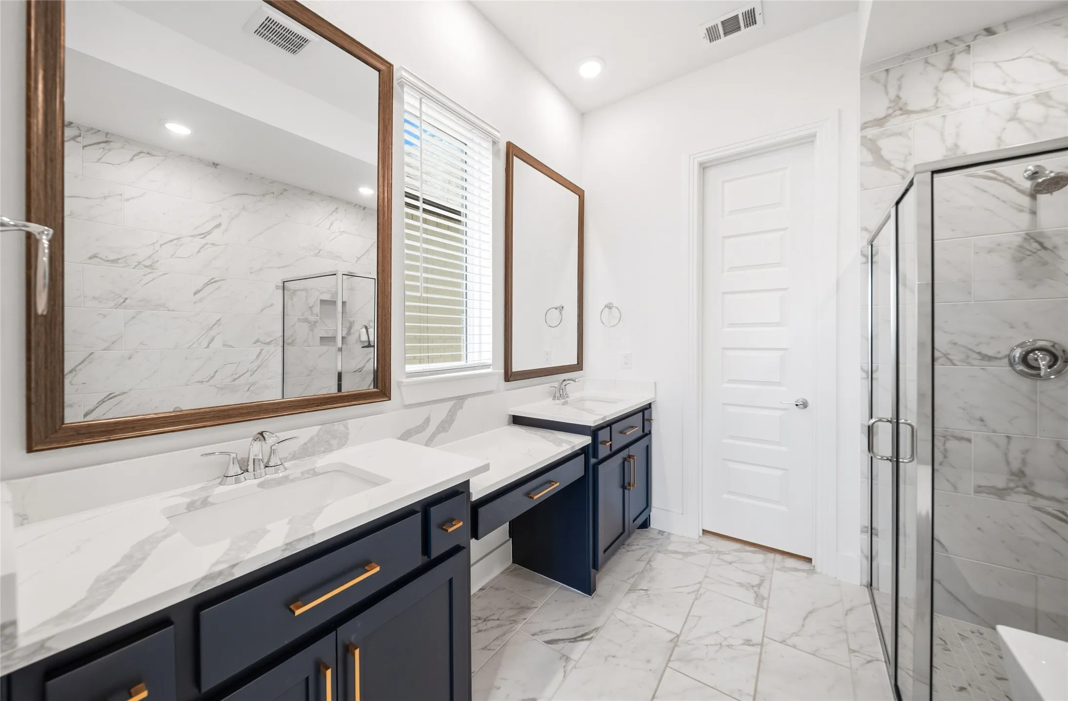 Single Family Residence For Sale in Denton County , 1060 Water Canna Drive, Justin, Texas 76247, 4 Bedroom, 4 Bathroom, 2 Garage spaces, 2,982 Sqft, built in 2023, mls#21371091, Real Estate Agent in Justin, Homes For Sale in Denton county, Homes For Sale in Justin, Realtor in Justin Texas, Real Estate Brokerage Independent Realty Texas, Luminita Cordes Realtor