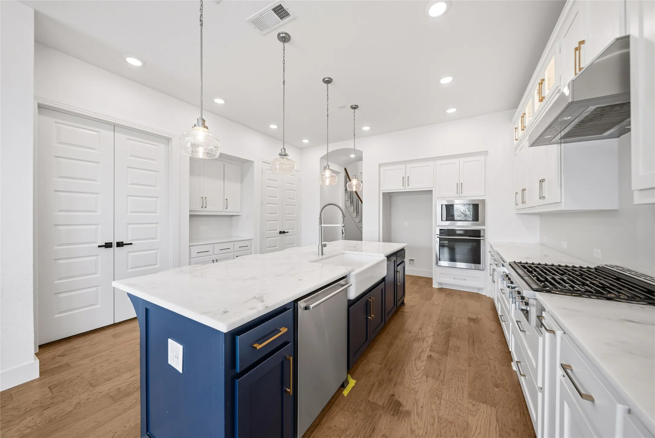 Single Family Residence For Sale in Denton County , 1060 Water Canna Drive, Justin, Texas 76247, 4 Bedroom, 4 Bathroom, 2 Garage spaces, 2,982 Sqft, built in 2023, mls#21371091, Real Estate Agent in Justin, Homes For Sale in Denton county, Homes For Sale in Justin, Realtor in Justin Texas, Real Estate Brokerage Independent Realty Texas, Luminita Cordes Realtor