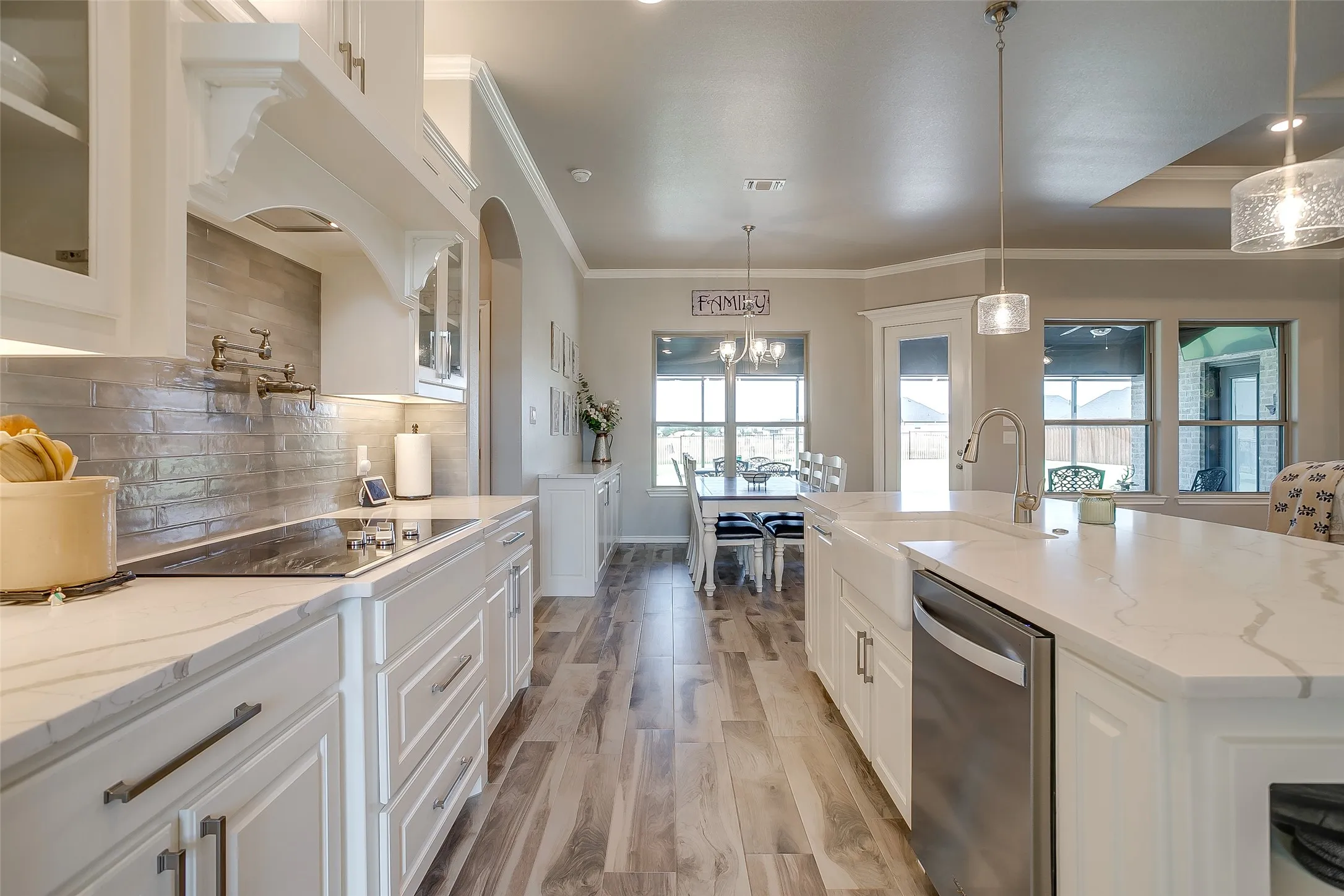 Single Family Residence For Sale in Hood County , 2716 Village Road, Granbury, Texas 76049, 4 Bedroom, 3 Bathroom, 3 Garage spaces, 2,609 Sqft, built in 2022, mls#21373149, Real Estate Agent in Granbury, Homes For Sale in Hood county, Homes For Sale in Granbury, Realtor in Granbury Texas, Real Estate Brokerage Independent Realty Texas, Luminita Cordes Realtor