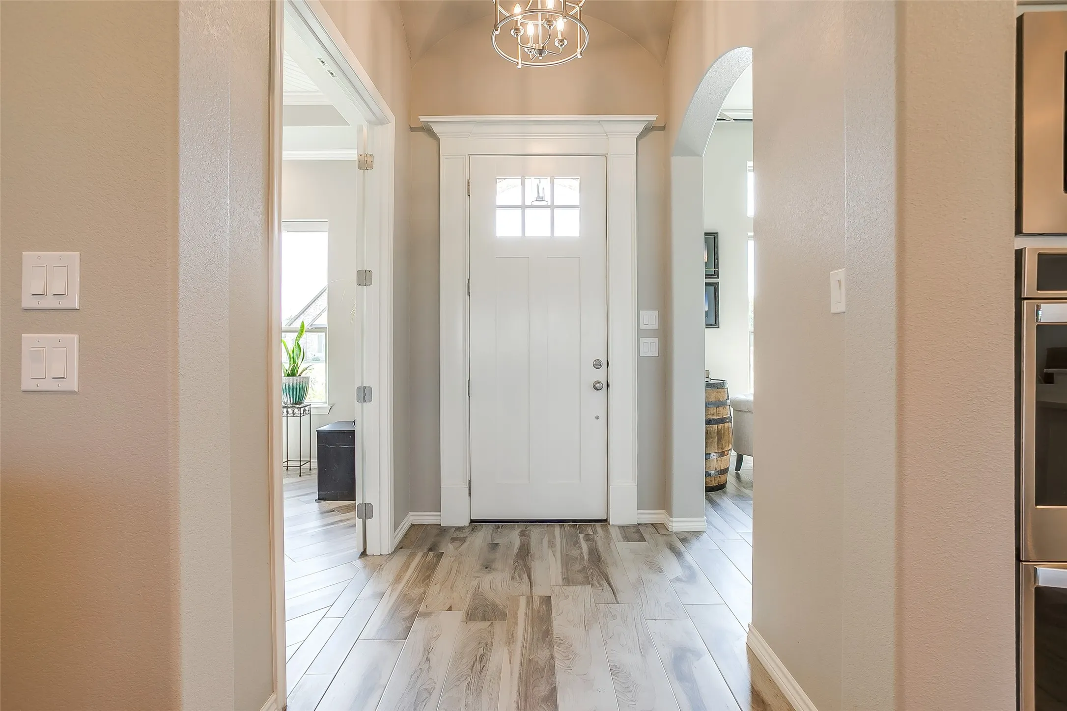Single Family Residence For Sale in Hood County , 2716 Village Road, Granbury, Texas 76049, 4 Bedroom, 3 Bathroom, 3 Garage spaces, 2,609 Sqft, built in 2022, mls#21373149, Real Estate Agent in Granbury, Homes For Sale in Hood county, Homes For Sale in Granbury, Realtor in Granbury Texas, Real Estate Brokerage Independent Realty Texas, Luminita Cordes Realtor