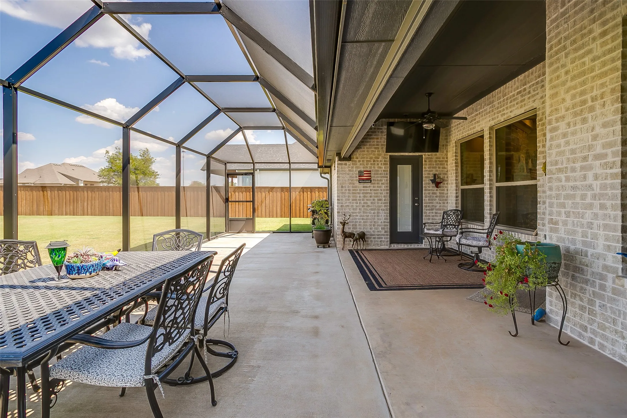 Single Family Residence For Sale in Hood County , 2716 Village Road, Granbury, Texas 76049, 4 Bedroom, 3 Bathroom, 3 Garage spaces, 2,609 Sqft, built in 2022, mls#21373149, Real Estate Agent in Granbury, Homes For Sale in Hood county, Homes For Sale in Granbury, Realtor in Granbury Texas, Real Estate Brokerage Independent Realty Texas, Luminita Cordes Realtor