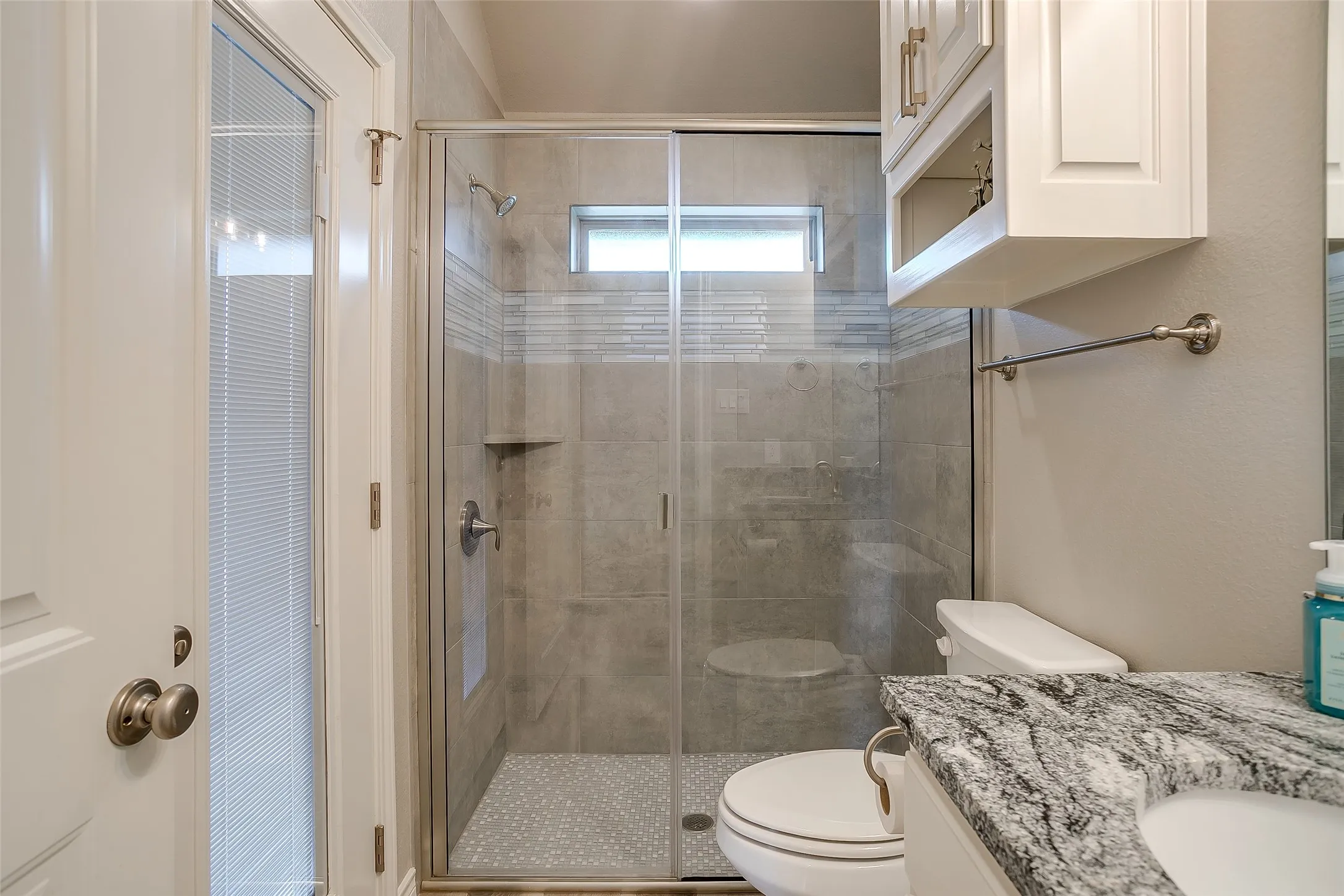 Single Family Residence For Sale in Hood County , 2716 Village Road, Granbury, Texas 76049, 4 Bedroom, 3 Bathroom, 3 Garage spaces, 2,609 Sqft, built in 2022, mls#21373149, Real Estate Agent in Granbury, Homes For Sale in Hood county, Homes For Sale in Granbury, Realtor in Granbury Texas, Real Estate Brokerage Independent Realty Texas, Luminita Cordes Realtor