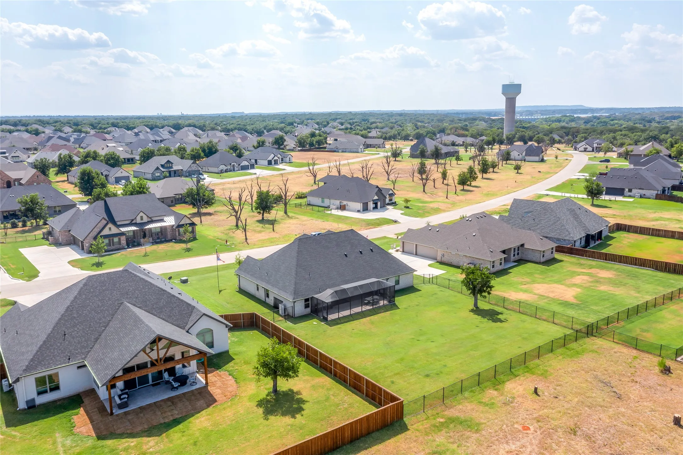 Single Family Residence For Sale in Hood County , 2716 Village Road, Granbury, Texas 76049, 4 Bedroom, 3 Bathroom, 3 Garage spaces, 2,609 Sqft, built in 2022, mls#21373149, Real Estate Agent in Granbury, Homes For Sale in Hood county, Homes For Sale in Granbury, Realtor in Granbury Texas, Real Estate Brokerage Independent Realty Texas, Luminita Cordes Realtor