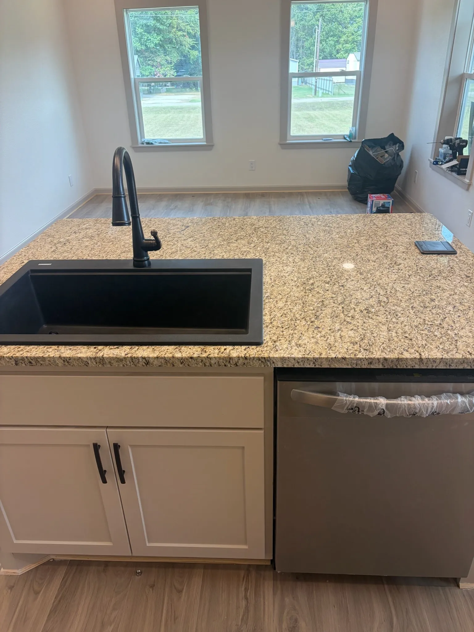 Single Family Residence For Sale in Wood County , 215 Quanah, Quitman, Texas 75783, 2 Bedroom, 1 Bathroom, 2 Garage spaces, 960 Sqft, built in 2026, mls#21374968, Real Estate Agent in Quitman, Homes For Sale in Wood county, Homes For Sale in Quitman, Realtor in Quitman Texas, Real Estate Brokerage Independent Realty Texas, Luminita Cordes Realtor