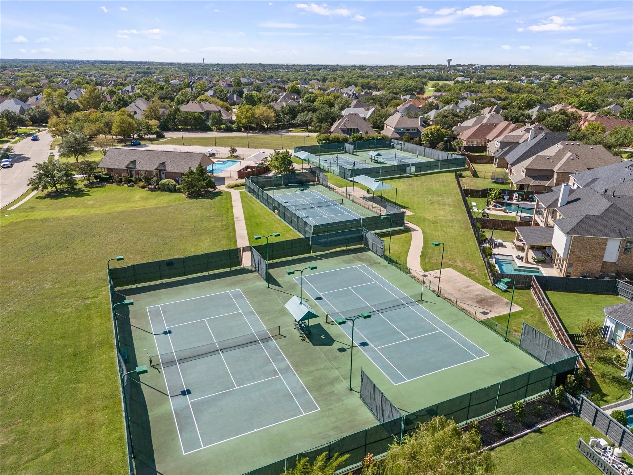 Single Family Residence For Sale in Rockwall County , 804 White Buffalo Lane, Heath, Texas 75032, 5 Bedroom, 5 Bathroom, 3 Garage spaces, 4,154 Sqft, built in 2000, mls#21374734, Real Estate Agent in Heath, Homes For Sale in Rockwall county, Homes For Sale in Heath, Realtor in Heath Texas, Real Estate Brokerage Independent Realty Texas, Luminita Cordes Realtor