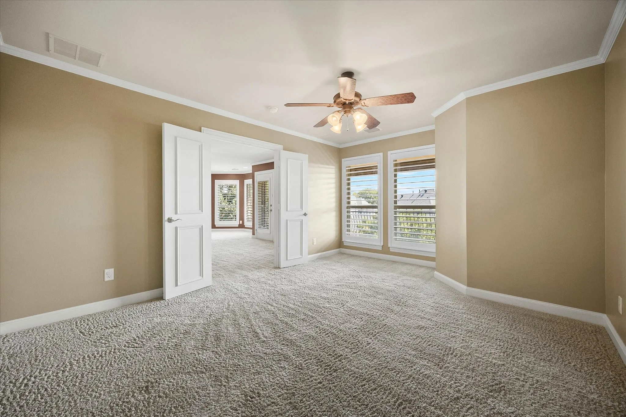 Single Family Residence For Sale in Rockwall County , 804 White Buffalo Lane, Heath, Texas 75032, 5 Bedroom, 5 Bathroom, 3 Garage spaces, 4,154 Sqft, built in 2000, mls#21374734, Real Estate Agent in Heath, Homes For Sale in Rockwall county, Homes For Sale in Heath, Realtor in Heath Texas, Real Estate Brokerage Independent Realty Texas, Luminita Cordes Realtor