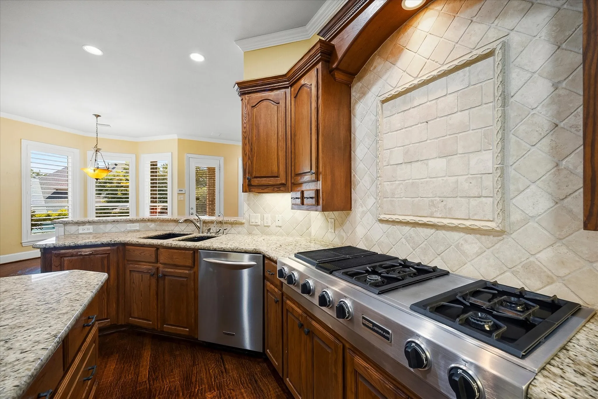 Single Family Residence For Sale in Rockwall County , 804 White Buffalo Lane, Heath, Texas 75032, 5 Bedroom, 5 Bathroom, 3 Garage spaces, 4,154 Sqft, built in 2000, mls#21374734, Real Estate Agent in Heath, Homes For Sale in Rockwall county, Homes For Sale in Heath, Realtor in Heath Texas, Real Estate Brokerage Independent Realty Texas, Luminita Cordes Realtor