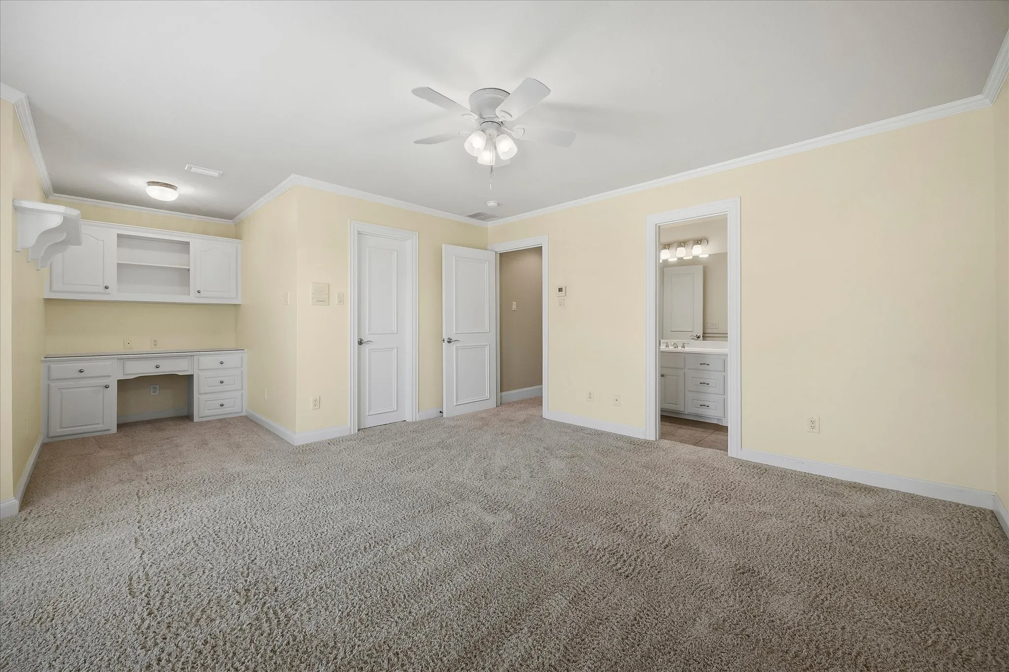 Single Family Residence For Sale in Rockwall County , 804 White Buffalo Lane, Heath, Texas 75032, 5 Bedroom, 5 Bathroom, 3 Garage spaces, 4,154 Sqft, built in 2000, mls#21374734, Real Estate Agent in Heath, Homes For Sale in Rockwall county, Homes For Sale in Heath, Realtor in Heath Texas, Real Estate Brokerage Independent Realty Texas, Luminita Cordes Realtor