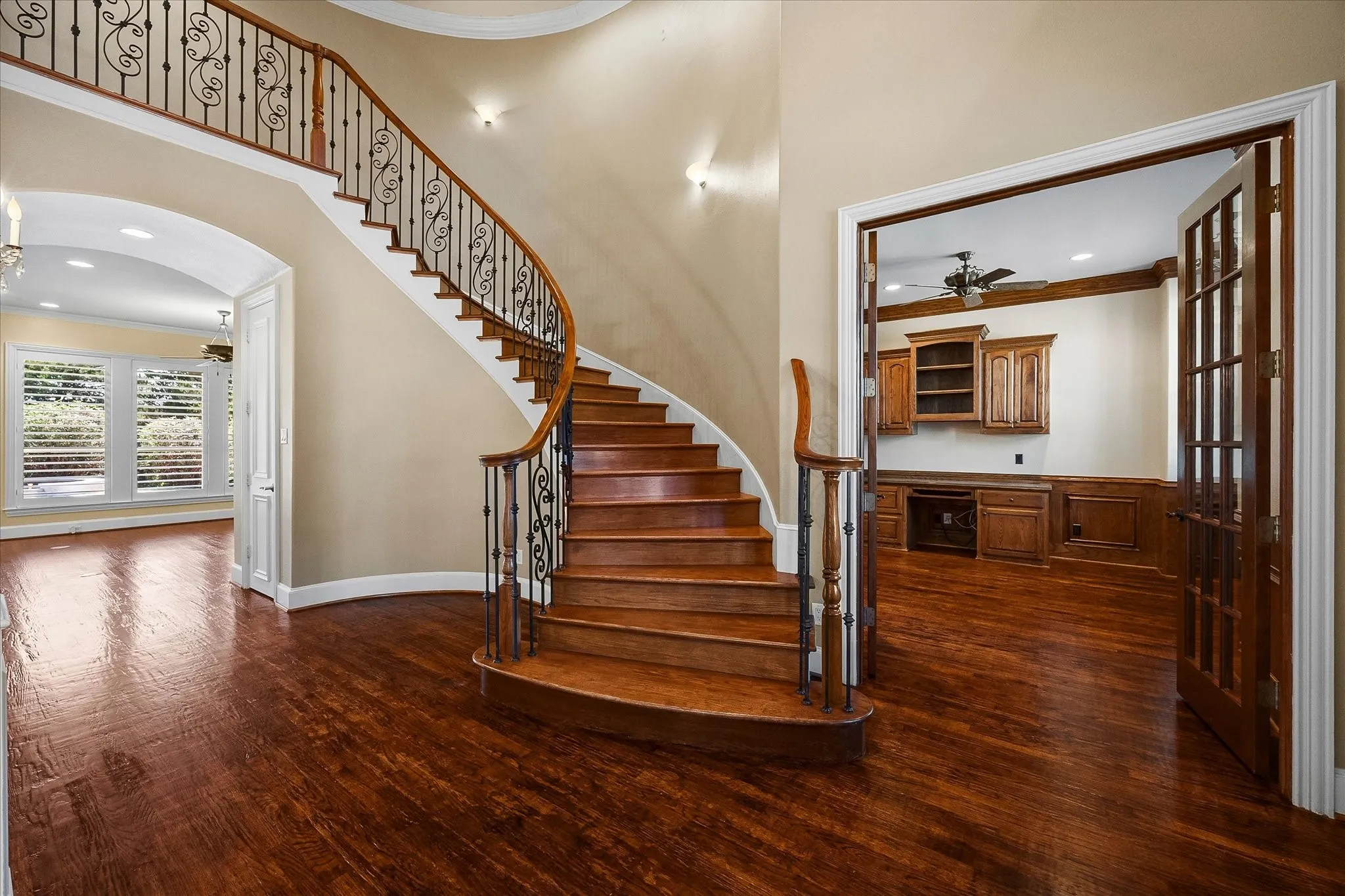 Single Family Residence For Sale in Rockwall County , 804 White Buffalo Lane, Heath, Texas 75032, 5 Bedroom, 5 Bathroom, 3 Garage spaces, 4,154 Sqft, built in 2000, mls#21374734, Real Estate Agent in Heath, Homes For Sale in Rockwall county, Homes For Sale in Heath, Realtor in Heath Texas, Real Estate Brokerage Independent Realty Texas, Luminita Cordes Realtor