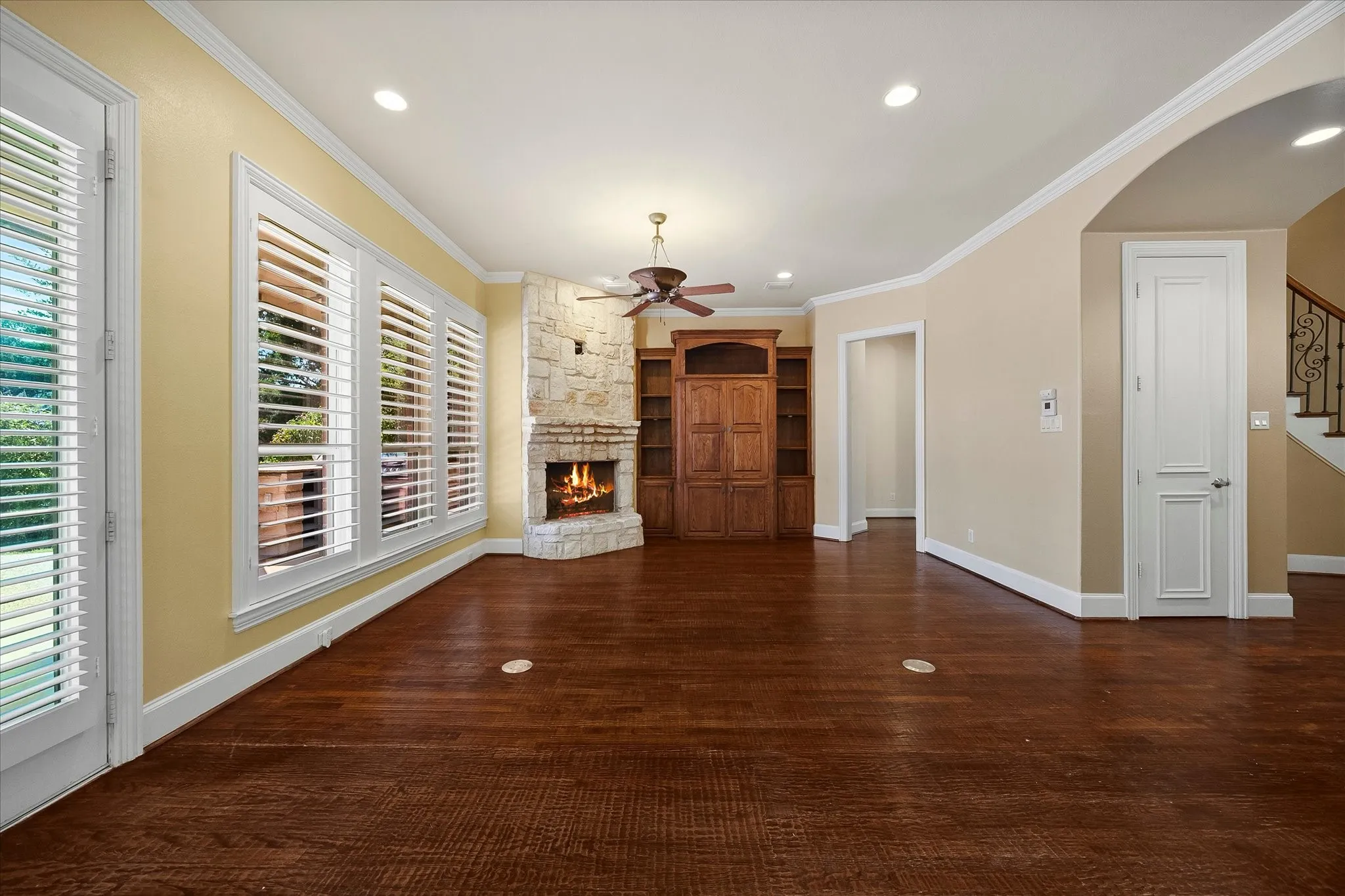 Single Family Residence For Sale in Rockwall County , 804 White Buffalo Lane, Heath, Texas 75032, 5 Bedroom, 5 Bathroom, 3 Garage spaces, 4,154 Sqft, built in 2000, mls#21374734, Real Estate Agent in Heath, Homes For Sale in Rockwall county, Homes For Sale in Heath, Realtor in Heath Texas, Real Estate Brokerage Independent Realty Texas, Luminita Cordes Realtor