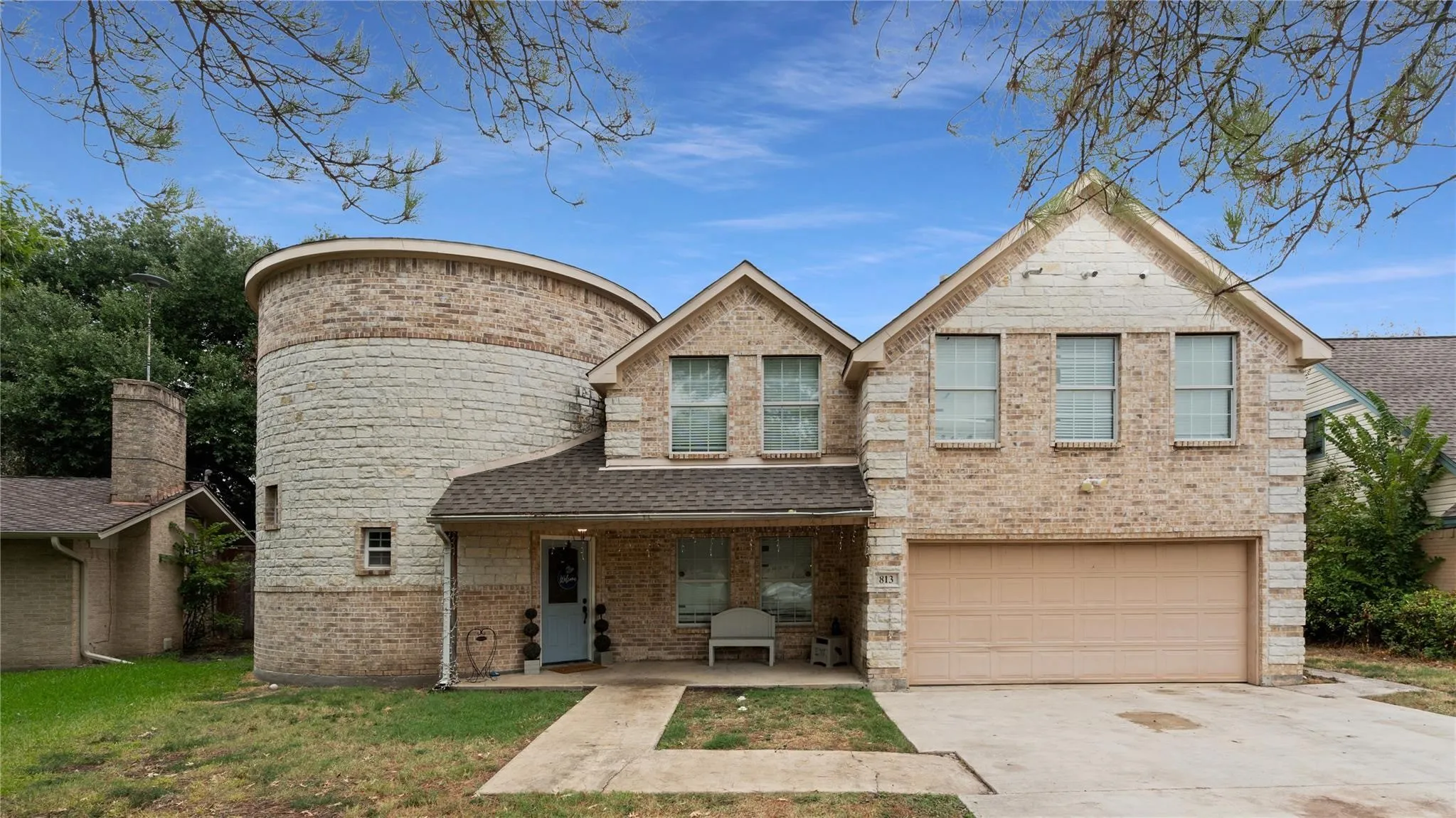 Single Family Residence For Sale in Dallas County , 813 Beacon Hill Drive, Irving, Texas 75061, 5 Bedroom, 5 Bathroom, 4 Garage spaces, 4,454 Sqft, built in 1963, mls#21374432, Real Estate Agent in Irving, Homes For Sale in Dallas county, Homes For Sale in Irving, Realtor in Irving Texas, Real Estate Brokerage Independent Realty Texas, Luminita Cordes Realtor