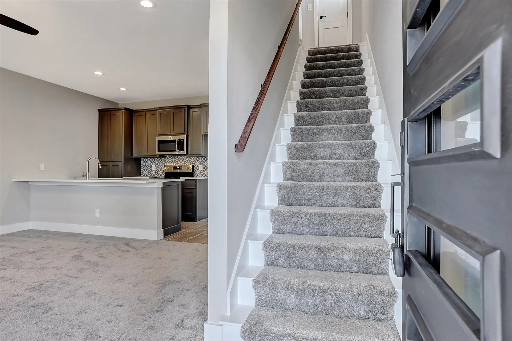 Duplex For Rent in Grayson County , 1304 Country Road B, Whitesboro, Texas 76273, 3 Bedroom, 3 Bathroom, Garage spaces, 1,400 Sqft, built in 2020, mls#21374975, Real Estate Agent in Whitesboro, Homes For Rent in Grayson county, Homes For Rent in Whitesboro, Realtor in Whitesboro Texas, Real Estate Brokerage Independent Realty Texas, Luminita Cordes Realtor