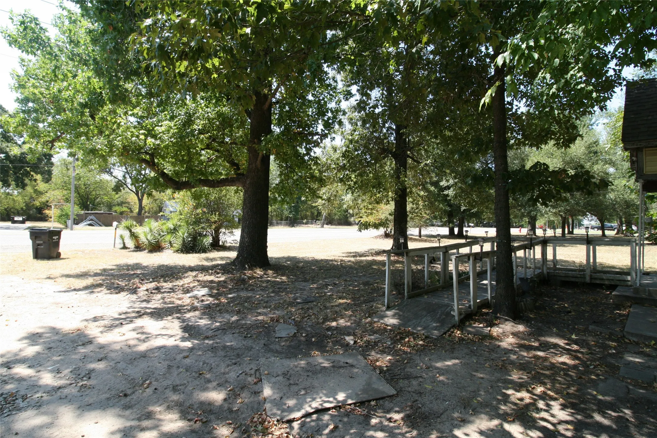 Business For Sale in Van Zandt County , 605 E Pine, Edgewood, Texas 75117, 0, 0, Garage spaces, 0 Sqft, built in 1973, mls#21373933, Real Estate Agent in Edgewood, Homes For Sale in Van Zandt county, Homes For Sale in Edgewood, Realtor in Edgewood Texas, Real Estate Brokerage Independent Realty Texas, Luminita Cordes Realtor