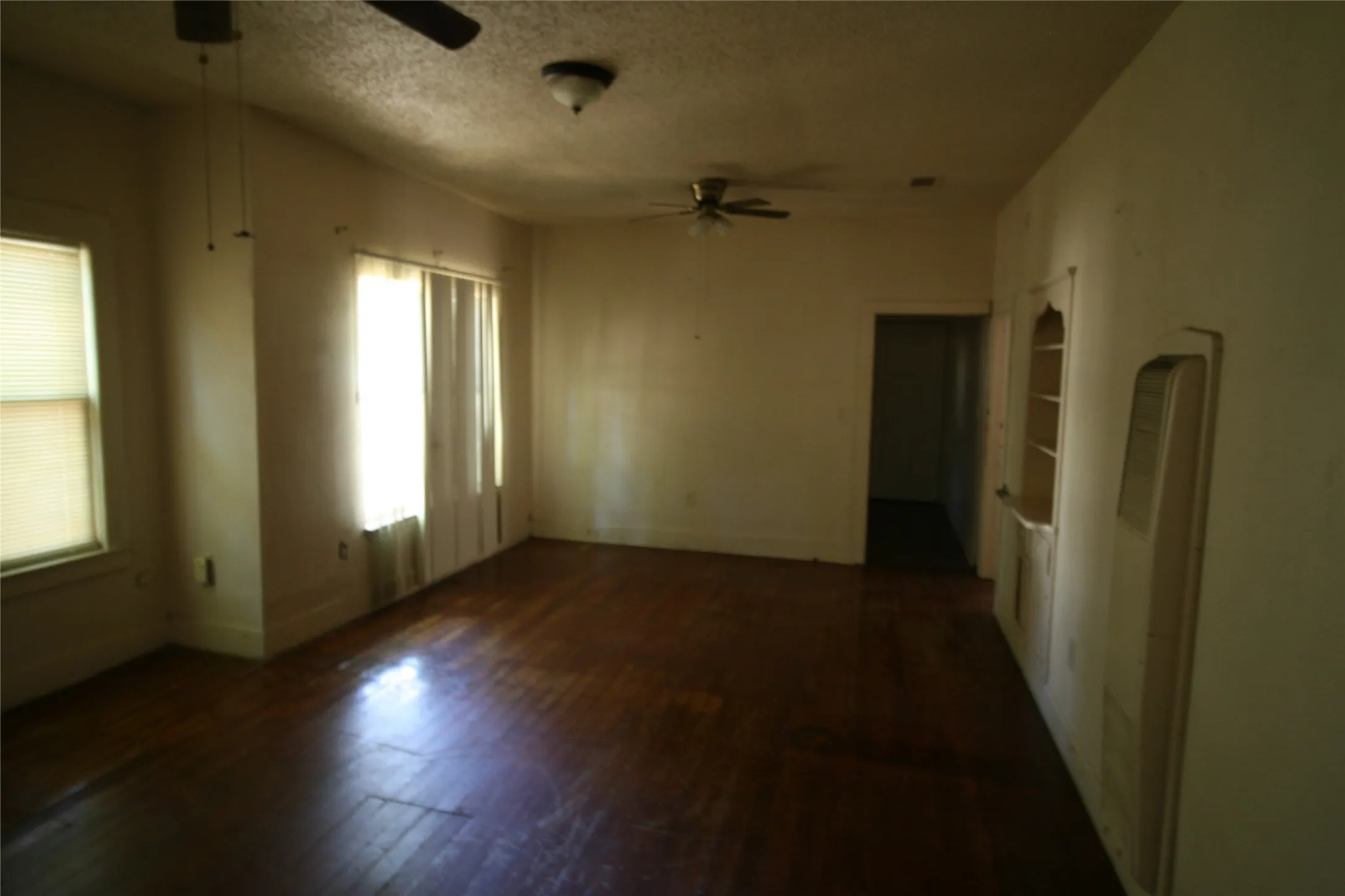 Business For Sale in Van Zandt County , 605 E Pine, Edgewood, Texas 75117, 0, 0, Garage spaces, 0 Sqft, built in 1973, mls#21373933, Real Estate Agent in Edgewood, Homes For Sale in Van Zandt county, Homes For Sale in Edgewood, Realtor in Edgewood Texas, Real Estate Brokerage Independent Realty Texas, Luminita Cordes Realtor