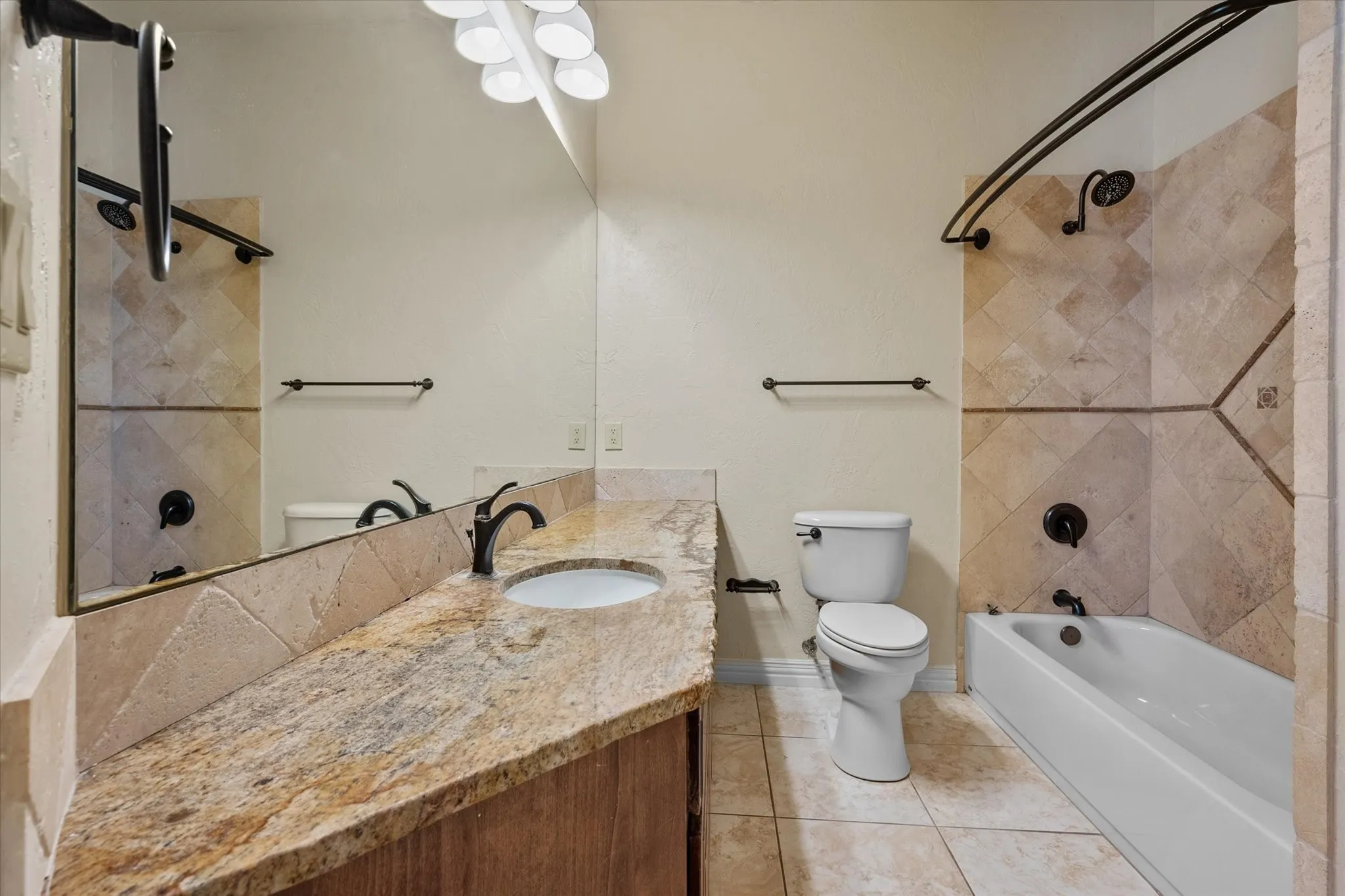 Single Family Residence For Rent in Tarrant County , 3325 Vista Lake Circle, Mansfield, Texas 76063, 4 Bedroom, 3 Bathroom, 2 Garage spaces, 3,391 Sqft, built in 2007, mls#21369011, Real Estate Agent in Mansfield, Homes For Rent in Tarrant county, Homes For Rent in Mansfield, Realtor in Mansfield Texas, Real Estate Brokerage Independent Realty Texas, Luminita Cordes Realtor