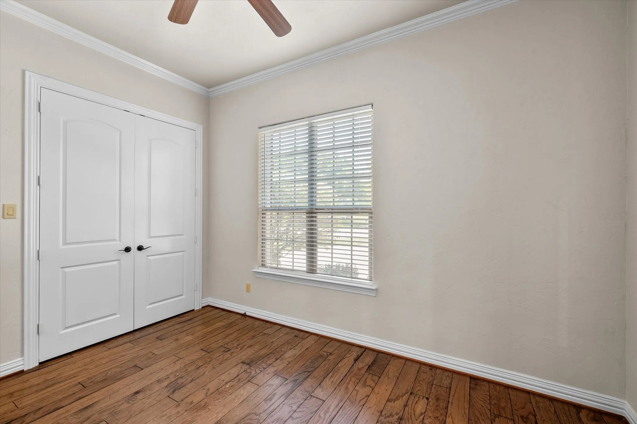 Single Family Residence For Rent in Tarrant County , 3325 Vista Lake Circle, Mansfield, Texas 76063, 4 Bedroom, 3 Bathroom, 2 Garage spaces, 3,391 Sqft, built in 2007, mls#21369011, Real Estate Agent in Mansfield, Homes For Rent in Tarrant county, Homes For Rent in Mansfield, Realtor in Mansfield Texas, Real Estate Brokerage Independent Realty Texas, Luminita Cordes Realtor