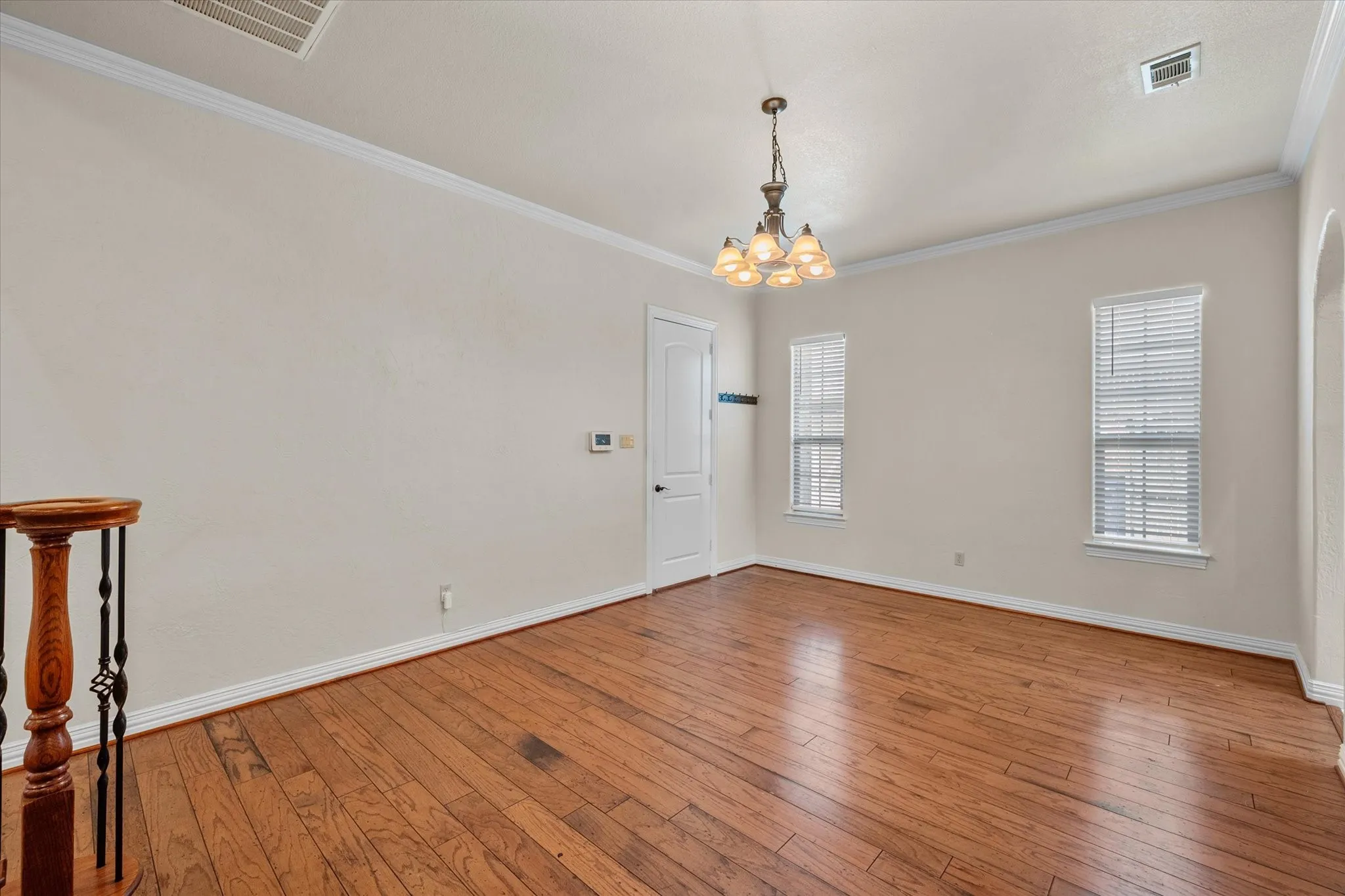 Single Family Residence For Rent in Tarrant County , 3325 Vista Lake Circle, Mansfield, Texas 76063, 4 Bedroom, 3 Bathroom, 2 Garage spaces, 3,391 Sqft, built in 2007, mls#21369011, Real Estate Agent in Mansfield, Homes For Rent in Tarrant county, Homes For Rent in Mansfield, Realtor in Mansfield Texas, Real Estate Brokerage Independent Realty Texas, Luminita Cordes Realtor