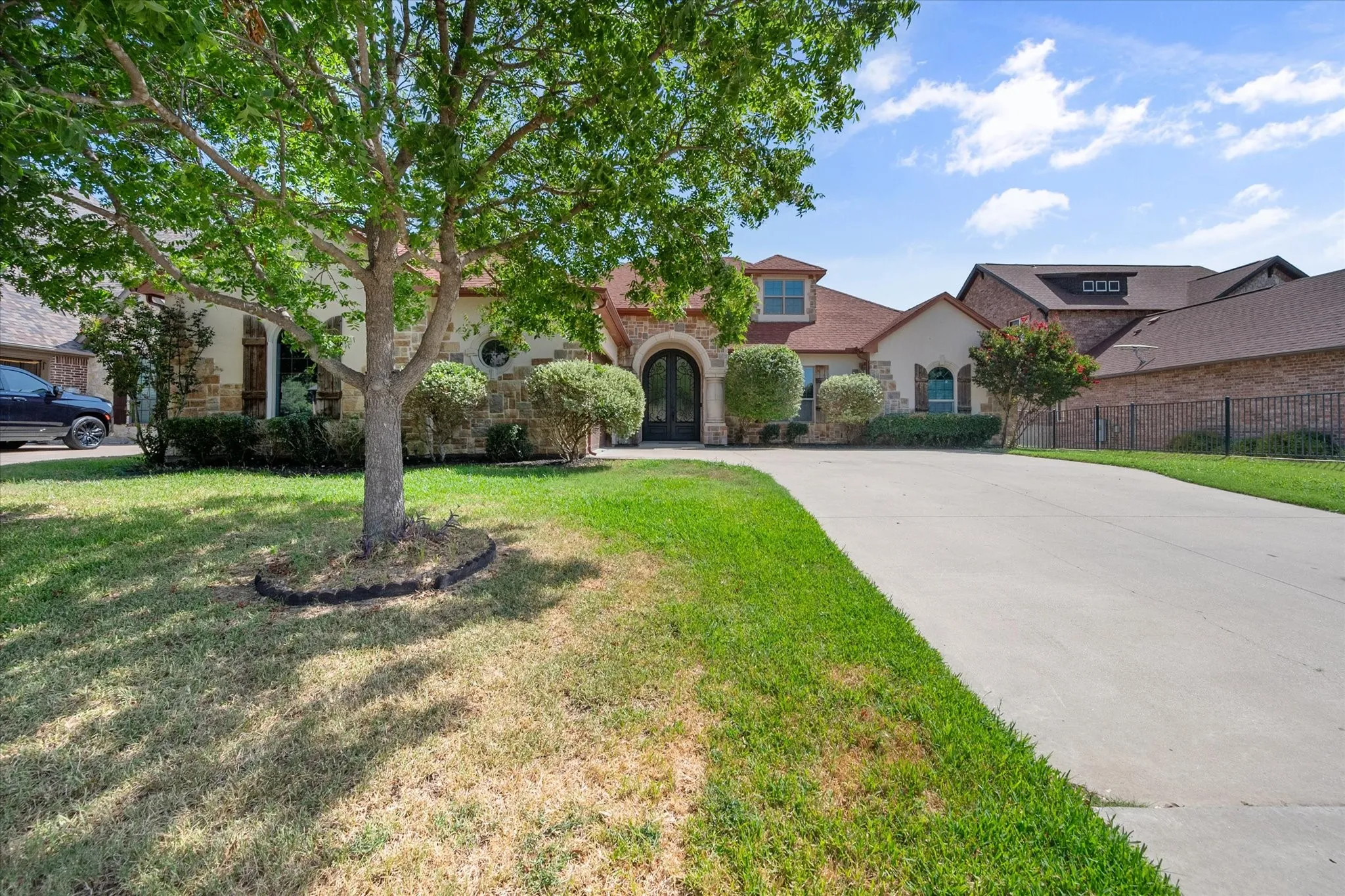 Single Family Residence For Rent in Tarrant County , 3325 Vista Lake Circle, Mansfield, Texas 76063, 4 Bedroom, 3 Bathroom, 2 Garage spaces, 3,391 Sqft, built in 2007, mls#21369011, Real Estate Agent in Mansfield, Homes For Rent in Tarrant county, Homes For Rent in Mansfield, Realtor in Mansfield Texas, Real Estate Brokerage Independent Realty Texas, Luminita Cordes Realtor