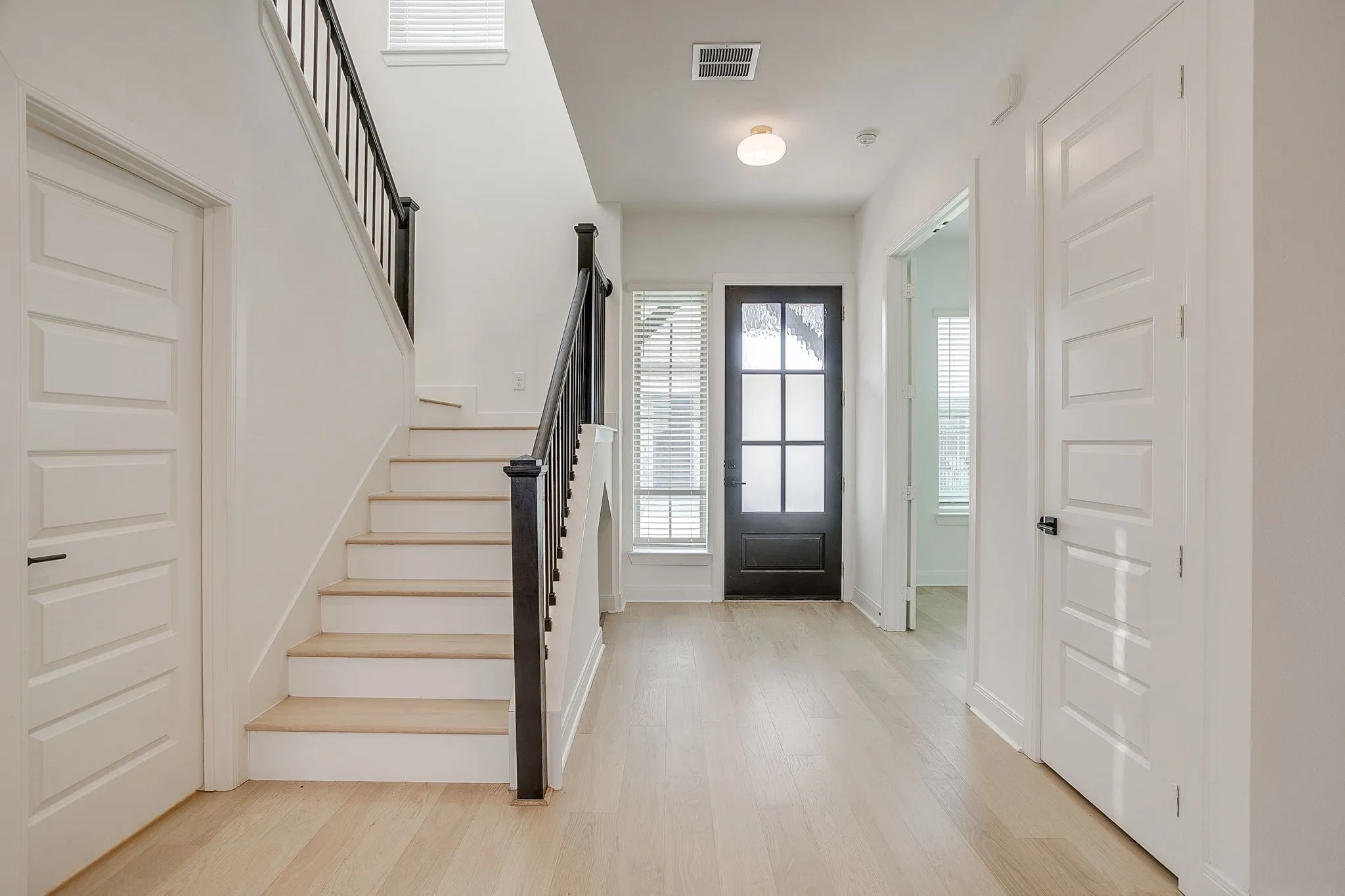 Single Family Residence For Rent in Tarrant County , 708 Pheasant Run Street, Arlington, Texas 76005, 3 Bedroom, 3 Bathroom, 2 Garage spaces, 2,058 Sqft, built in 2024, mls#21374979, Real Estate Agent in Arlington, Homes For Rent in Tarrant county, Homes For Rent in Arlington, Realtor in Arlington Texas, Real Estate Brokerage Independent Realty Texas, Luminita Cordes Realtor